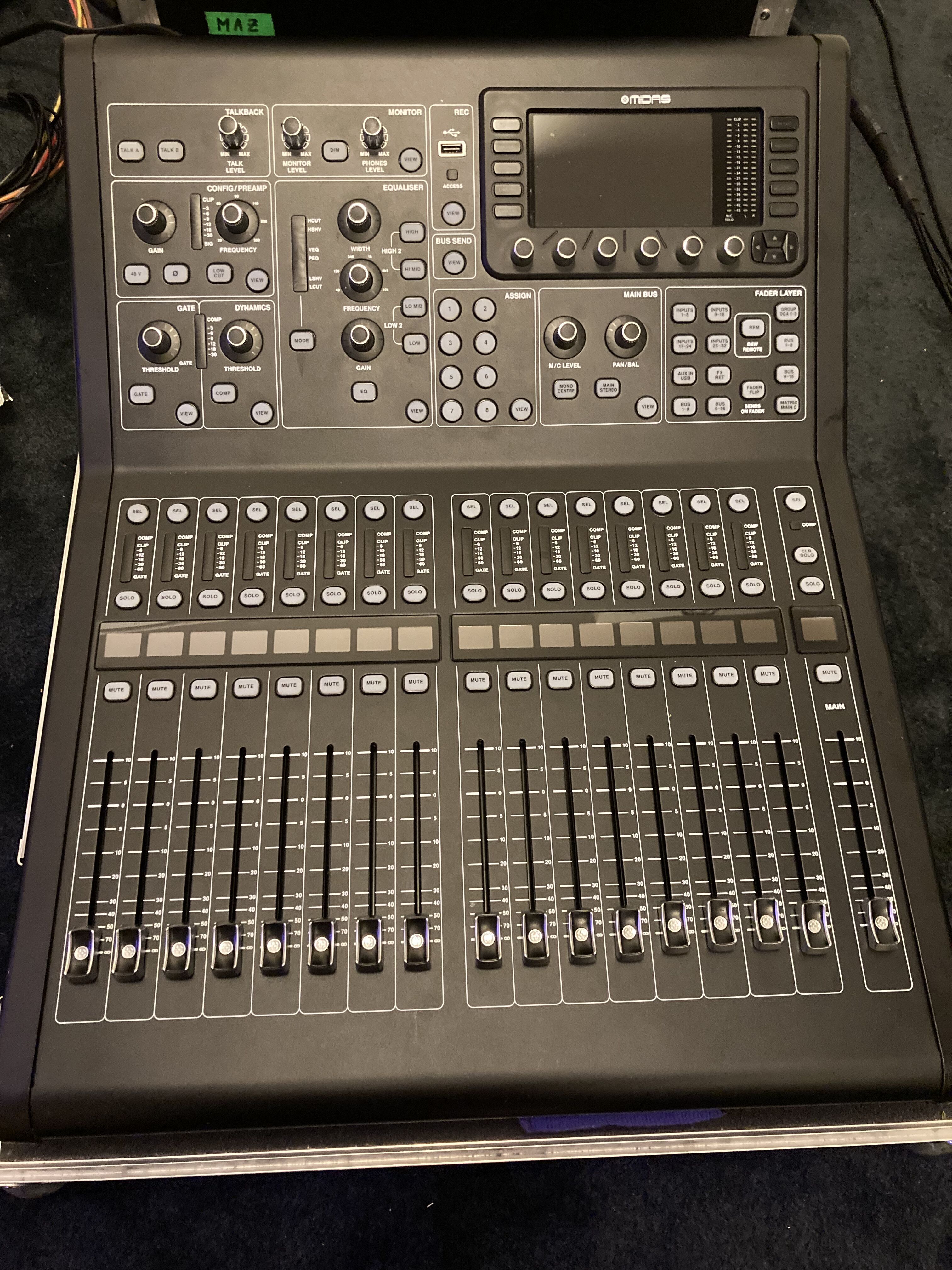 Vends M32R Live + Flycase