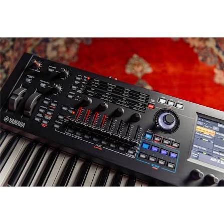 Vends Clavier Synthetiseur Yamaha MODX-M7 non initialisé 