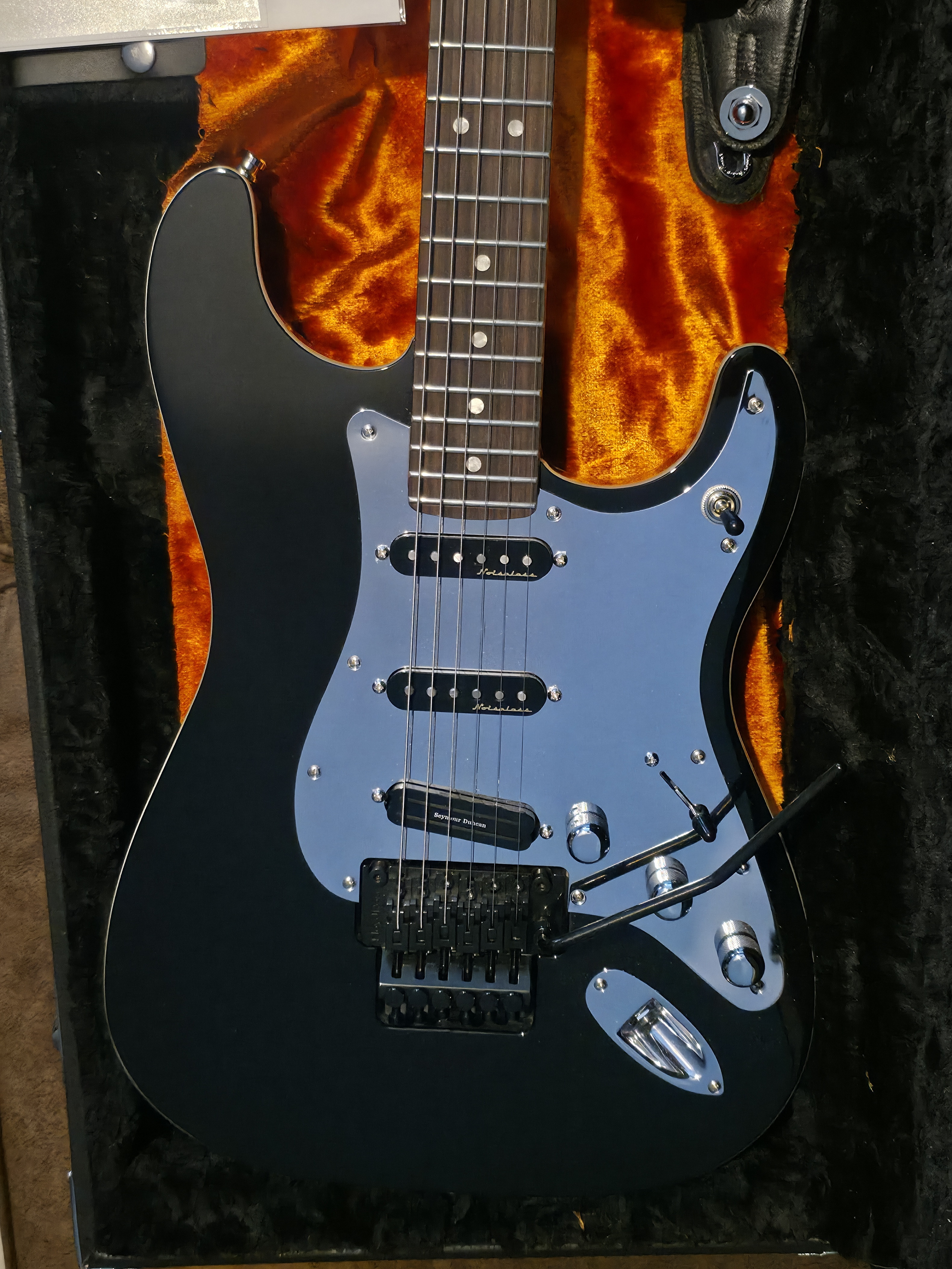 Fender Tom Morello Stratocaster (43301)