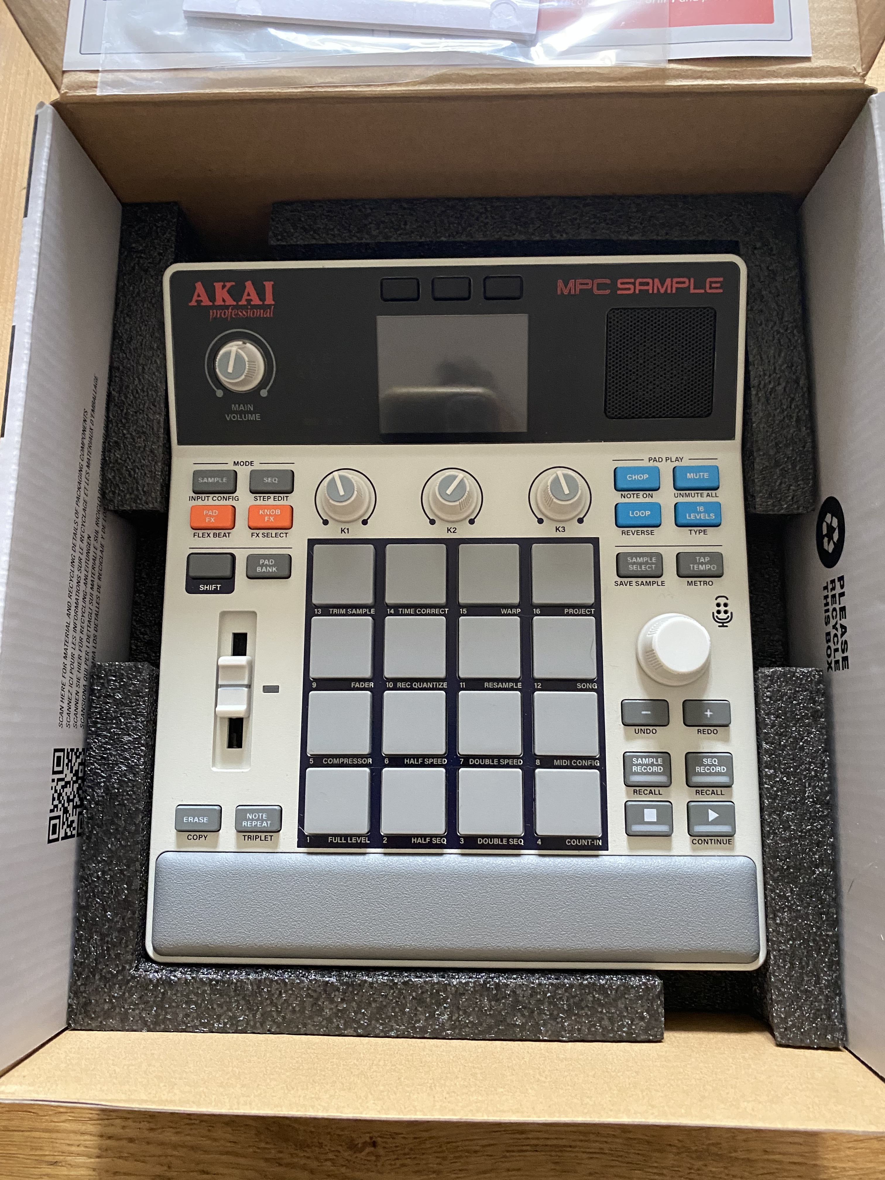 Akai mpc sample neuf avec sacoche