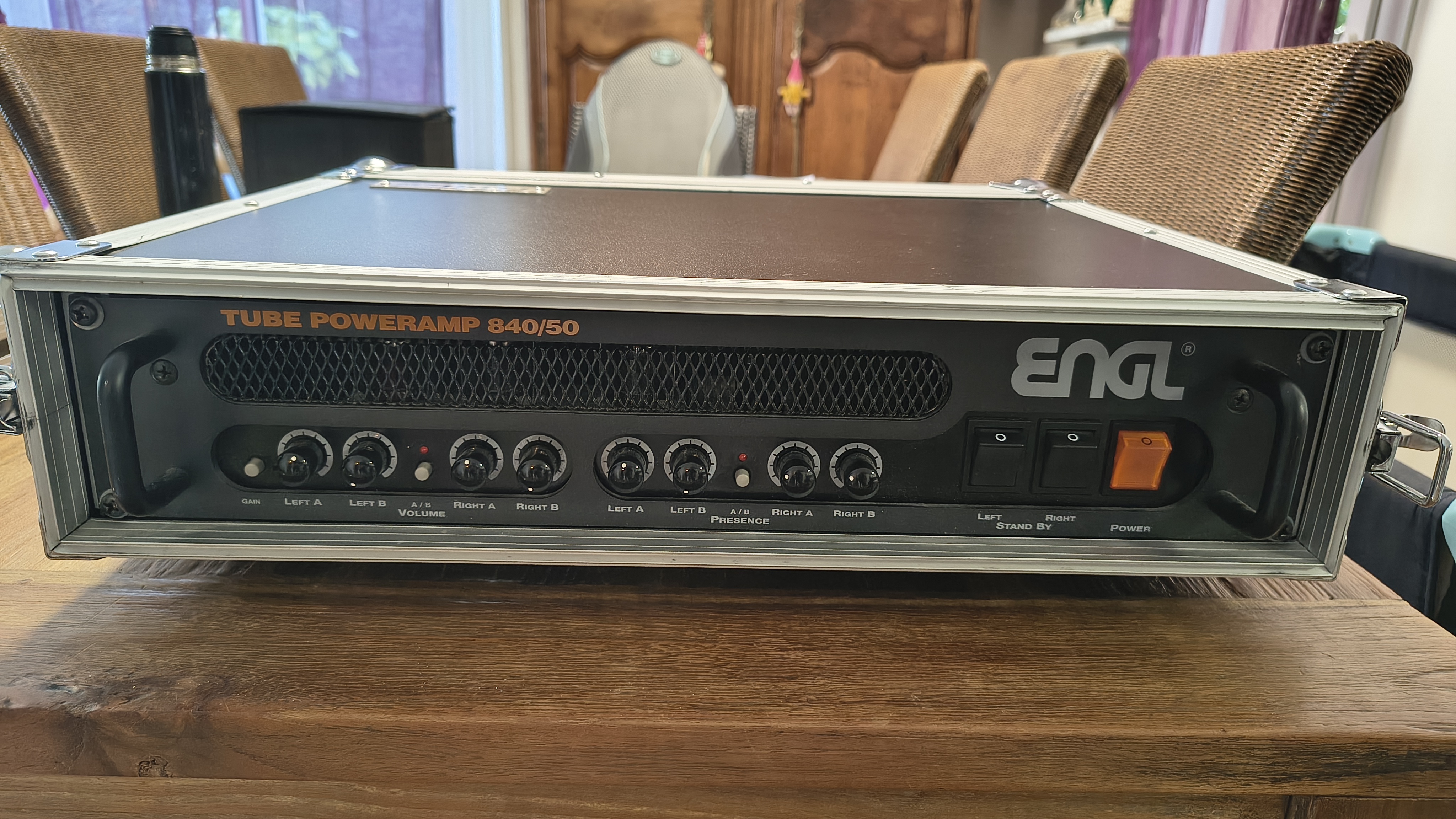 Engl E840/50 Poweramp, 2 x 50 Watt à lampes