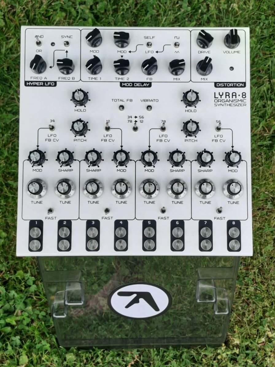 Soma Lyra 8 "White Angel"