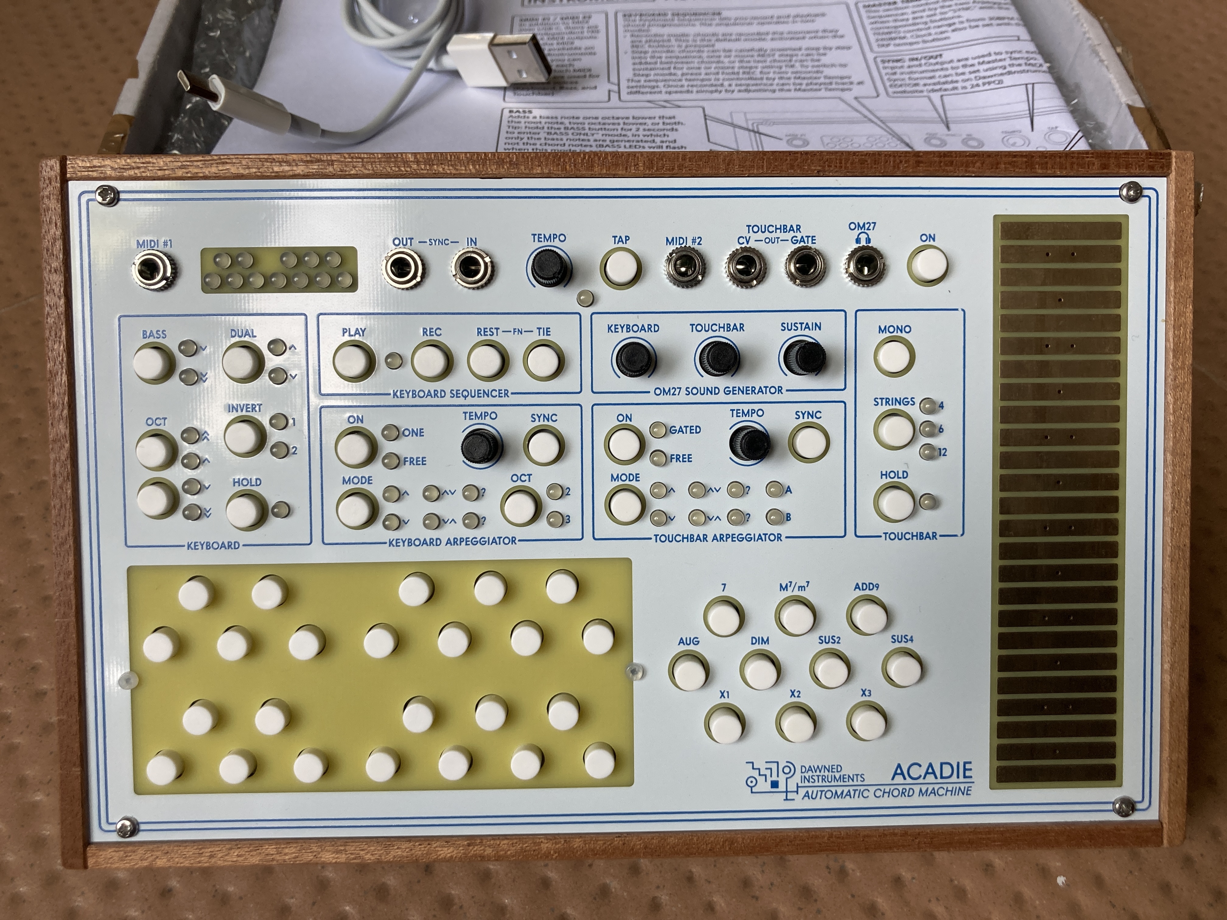 Vends Dawned Instruments Acadie
