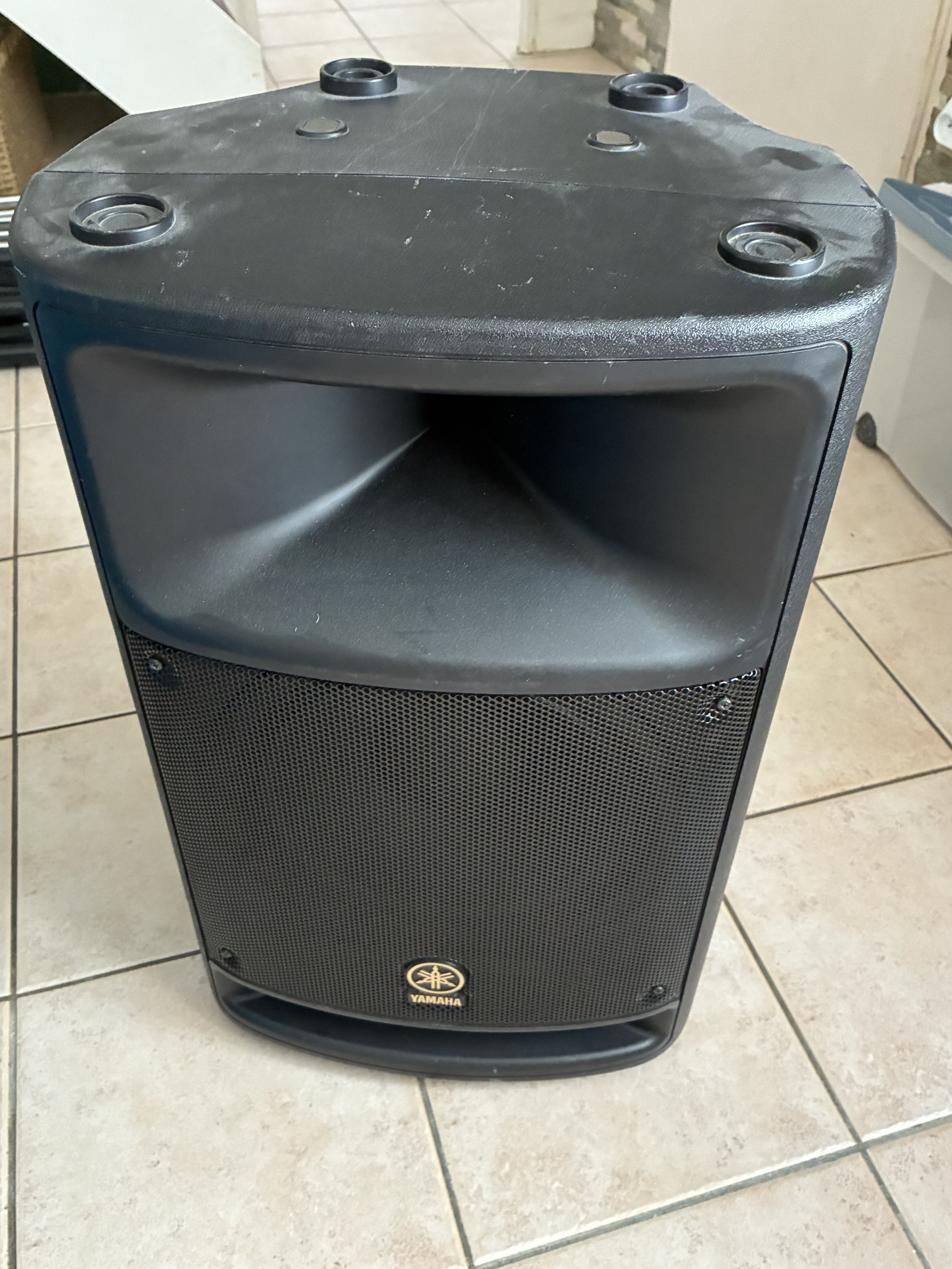 Vends paire de Yamaha MSR 400