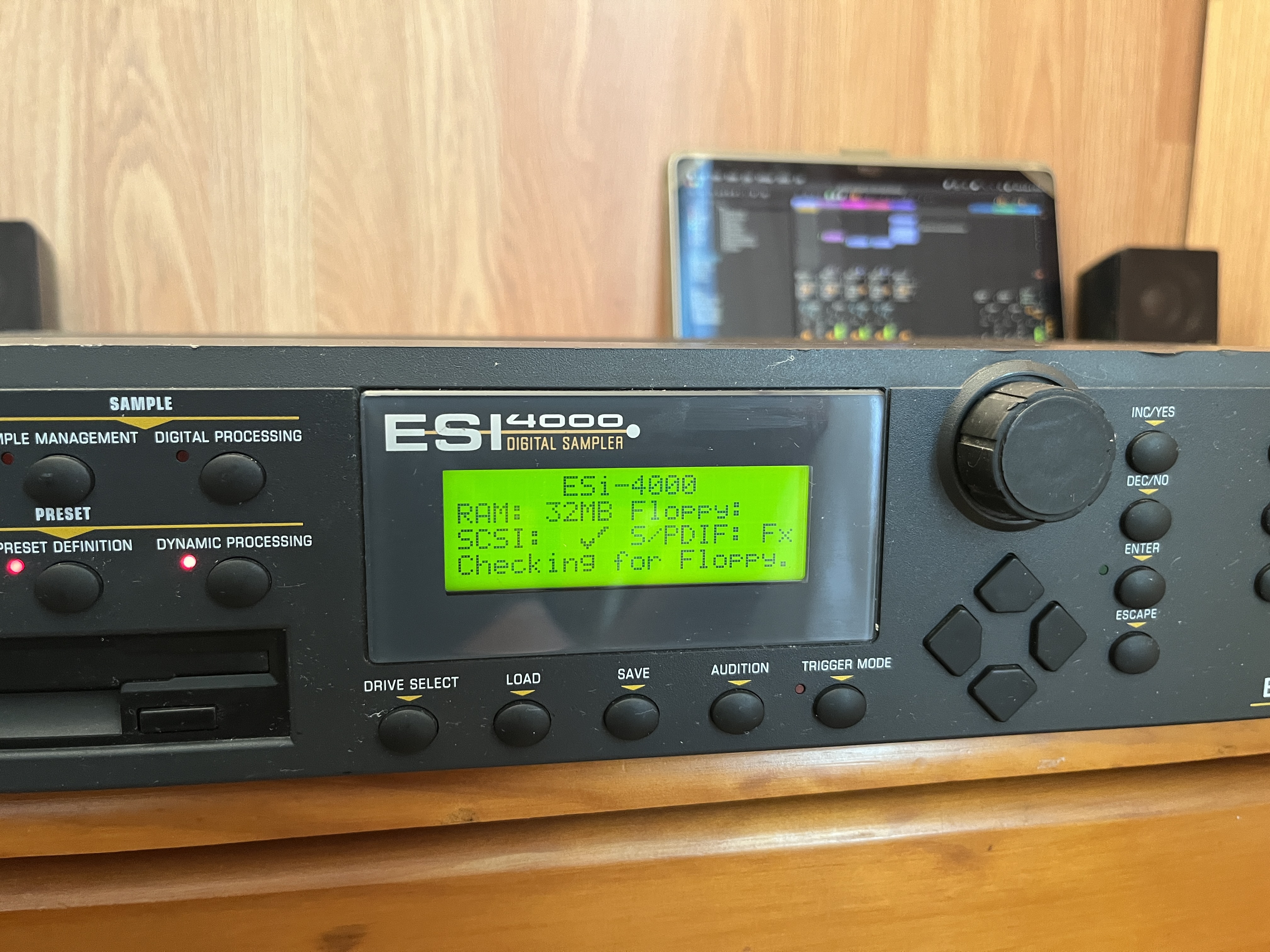 E-MU ESI4000 (78953)