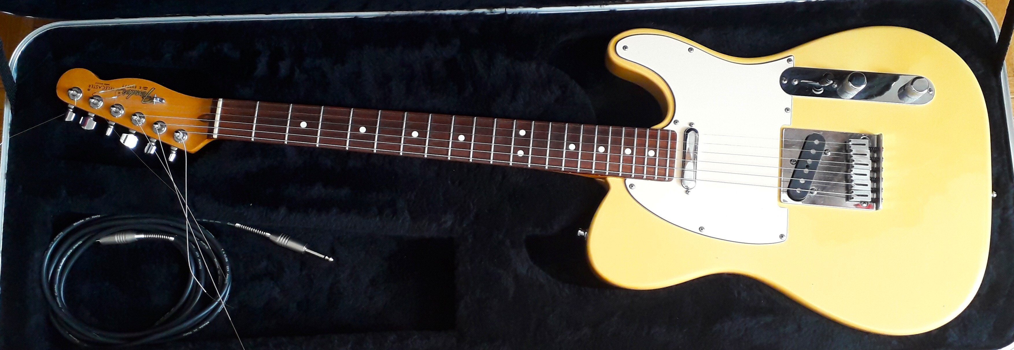 Vends Guitare FENDER Telecaster 1980 made in USA 3 000€