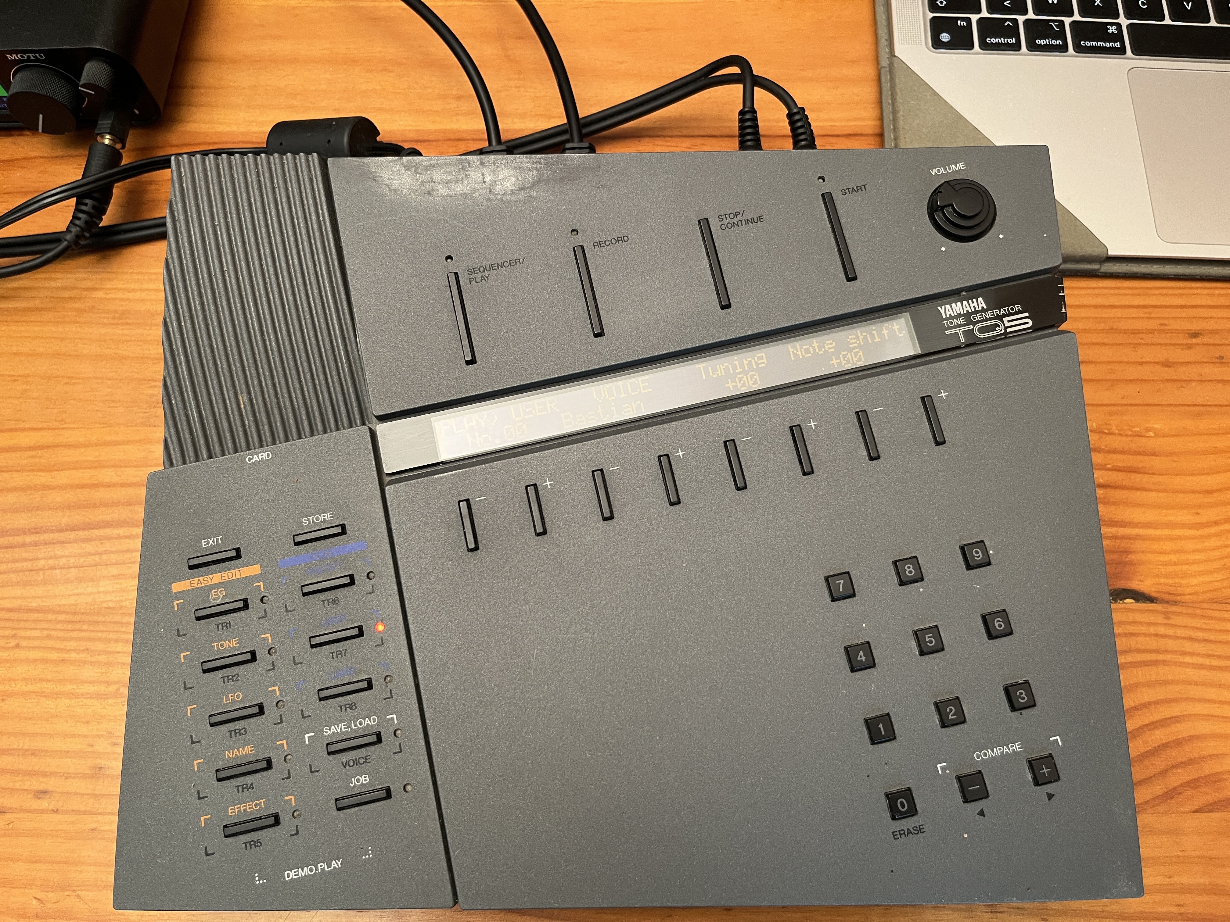 Yamaha TQ5 (93762)