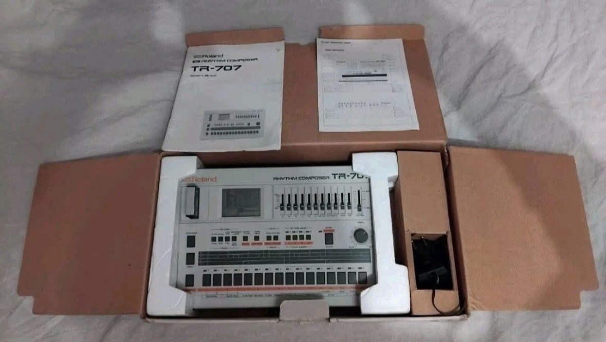 Roland tr707