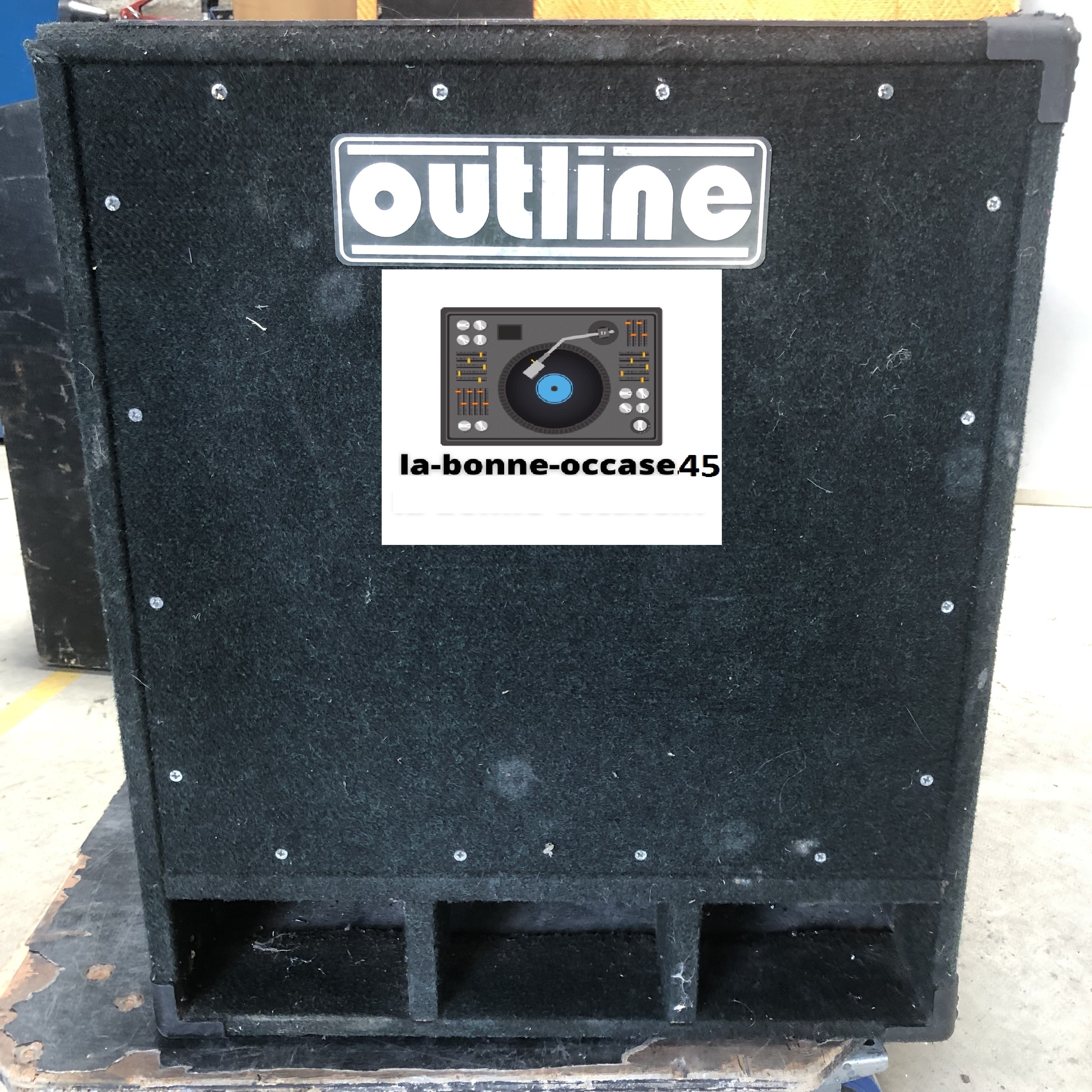 Vend caisson de basse Passif SUB 15 Outline