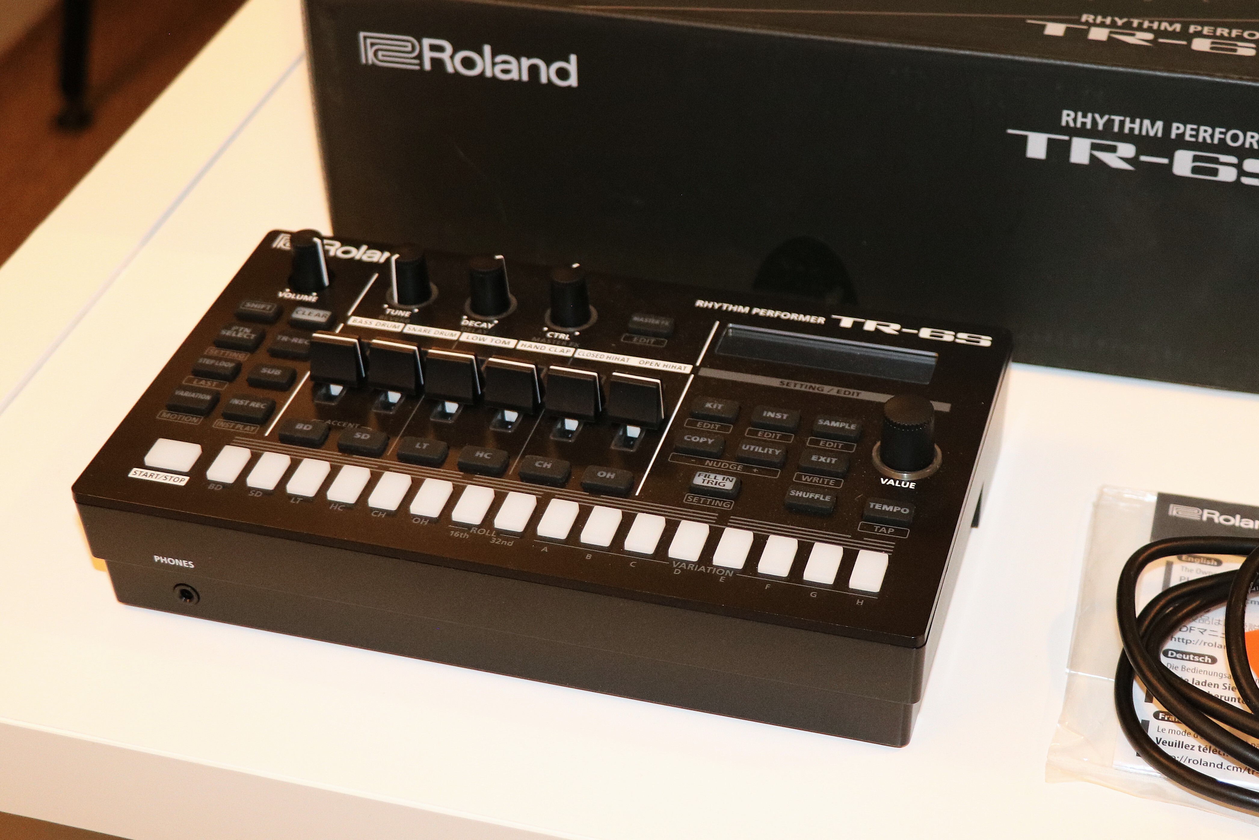 Roland TR-6S Rhythm Performer (4502)