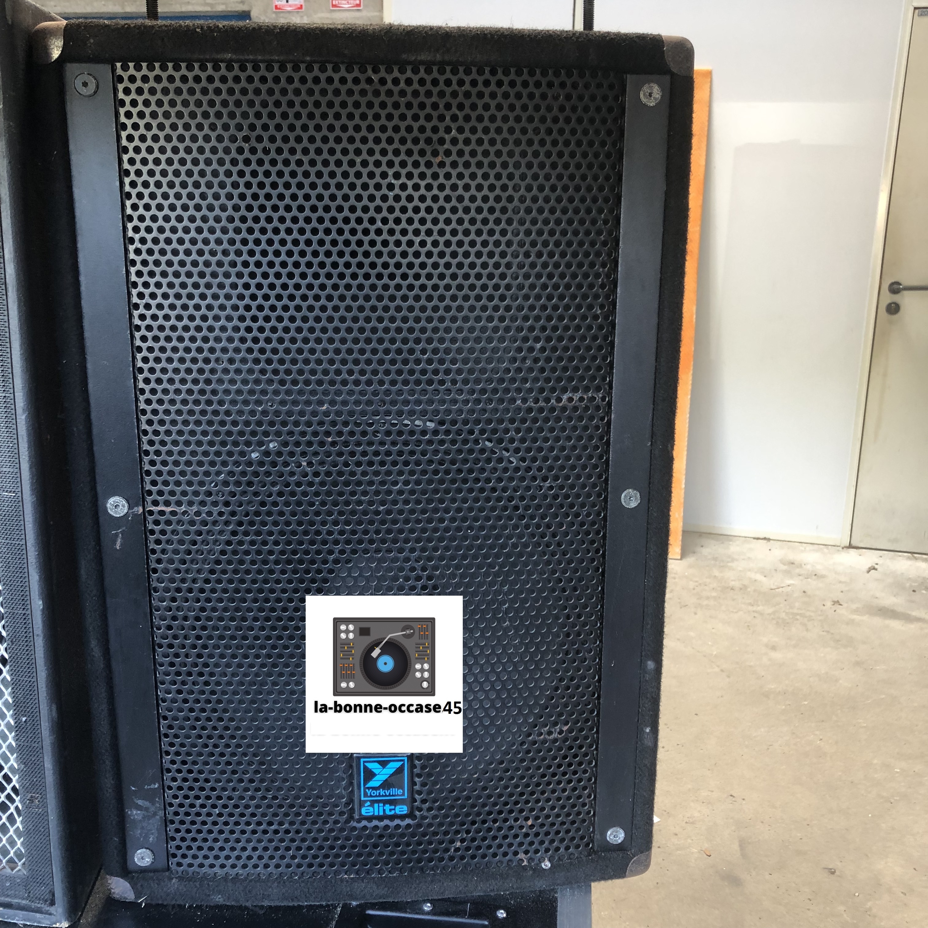Vend enceinte E 15 Yorkville