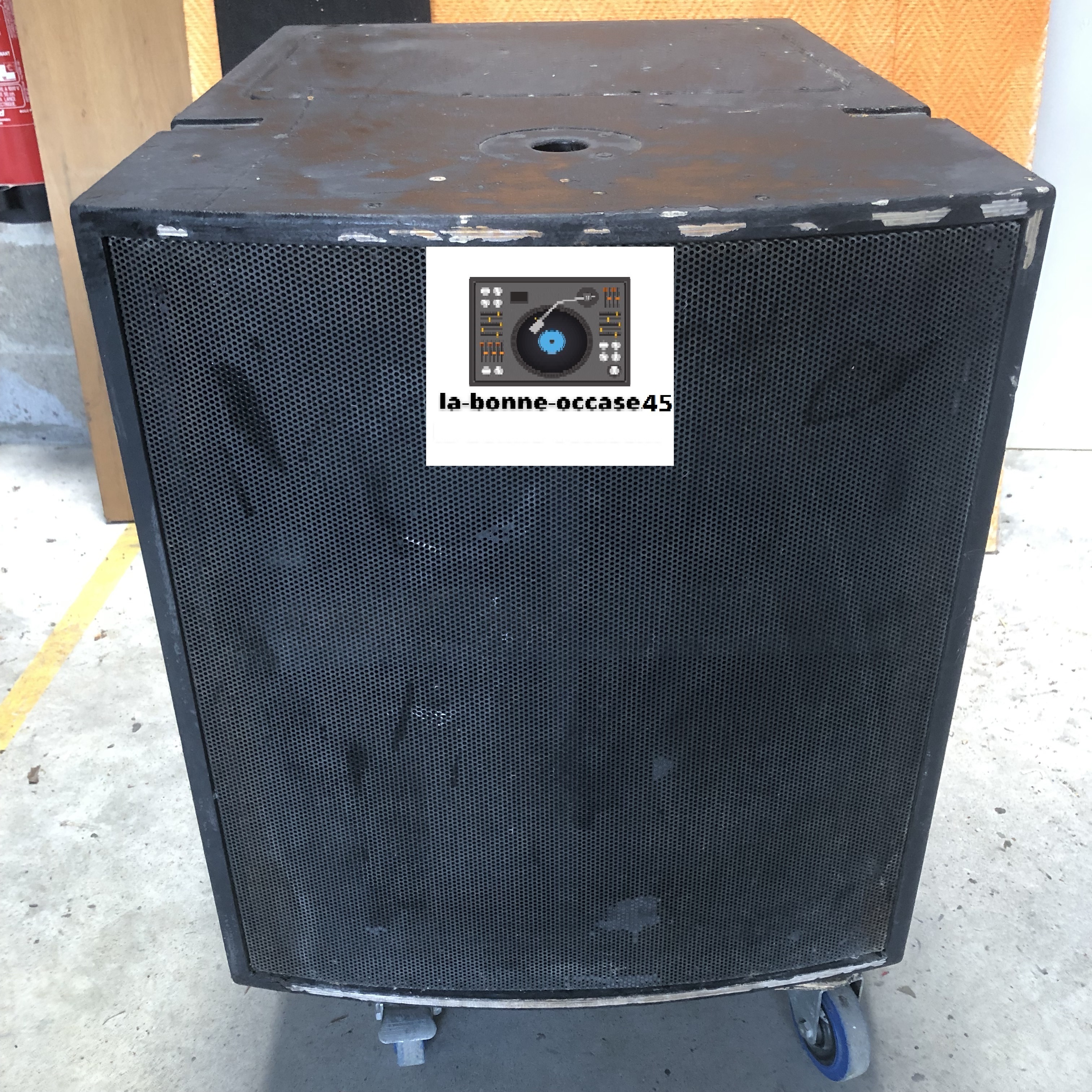 Vend caisson de basse TWM 818 TD Taichee