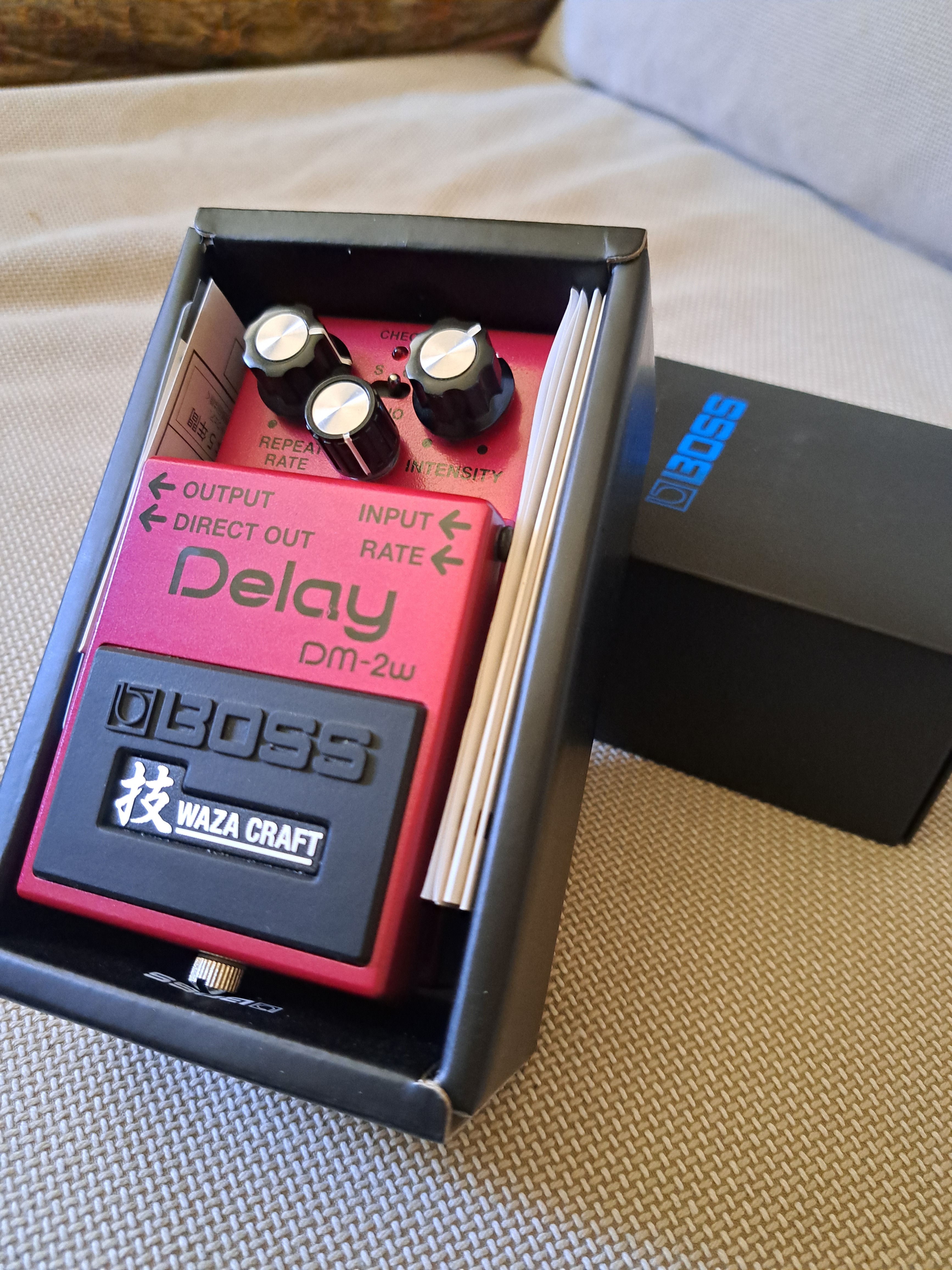 Boss dm2-w état neuf