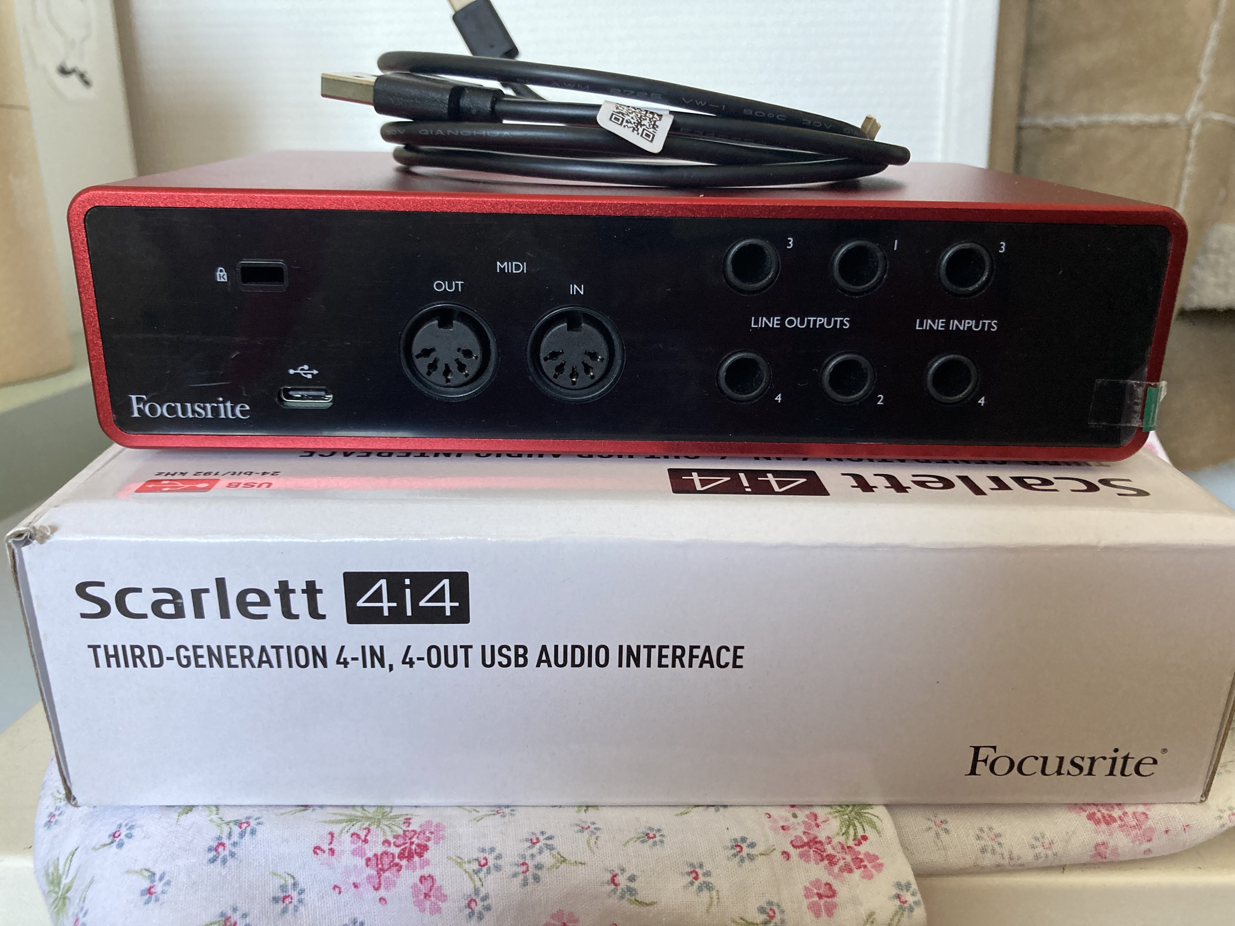 Focusrite Scarlett 4i4 G3 (91043)