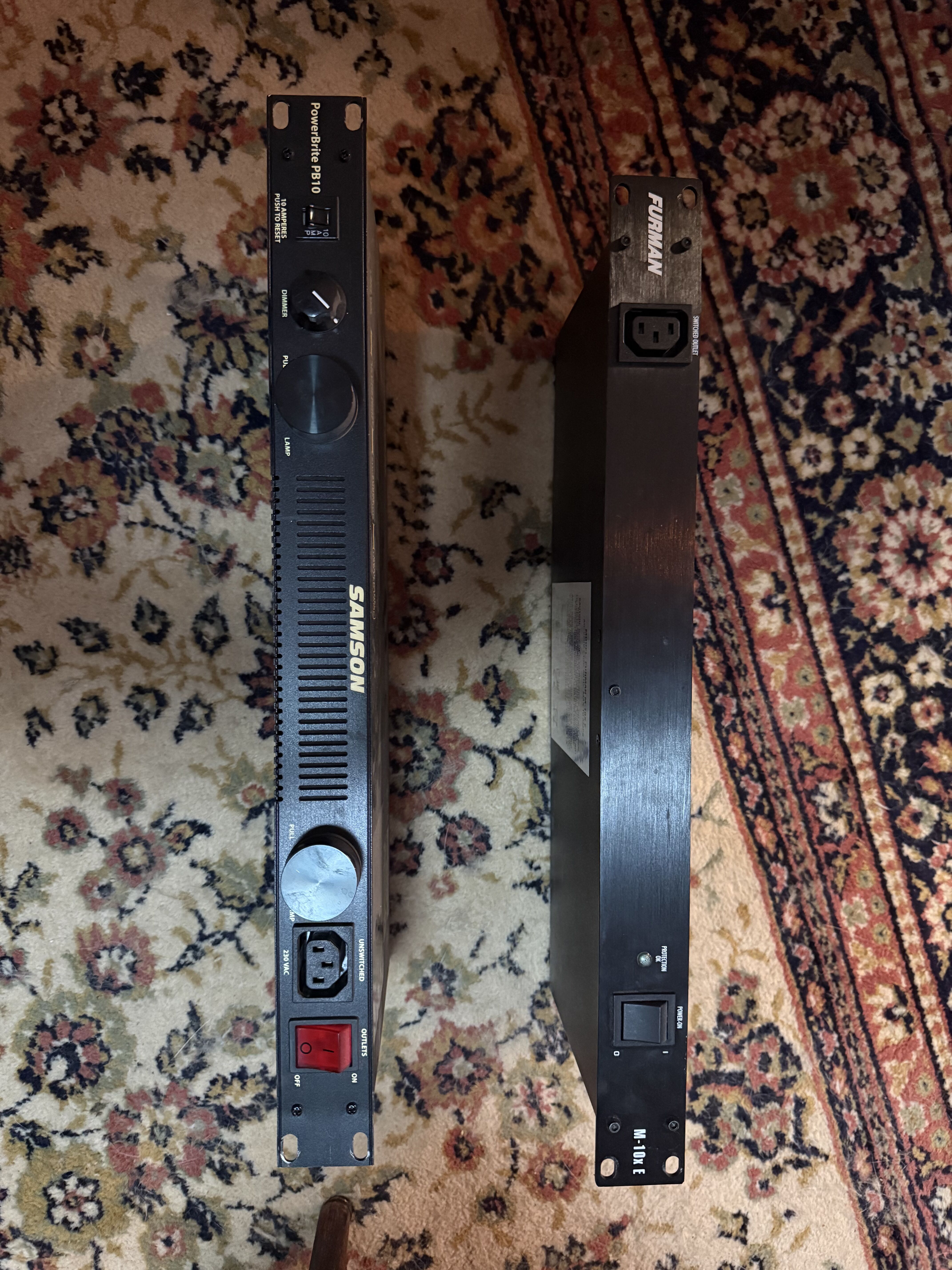 Furman M-10x E