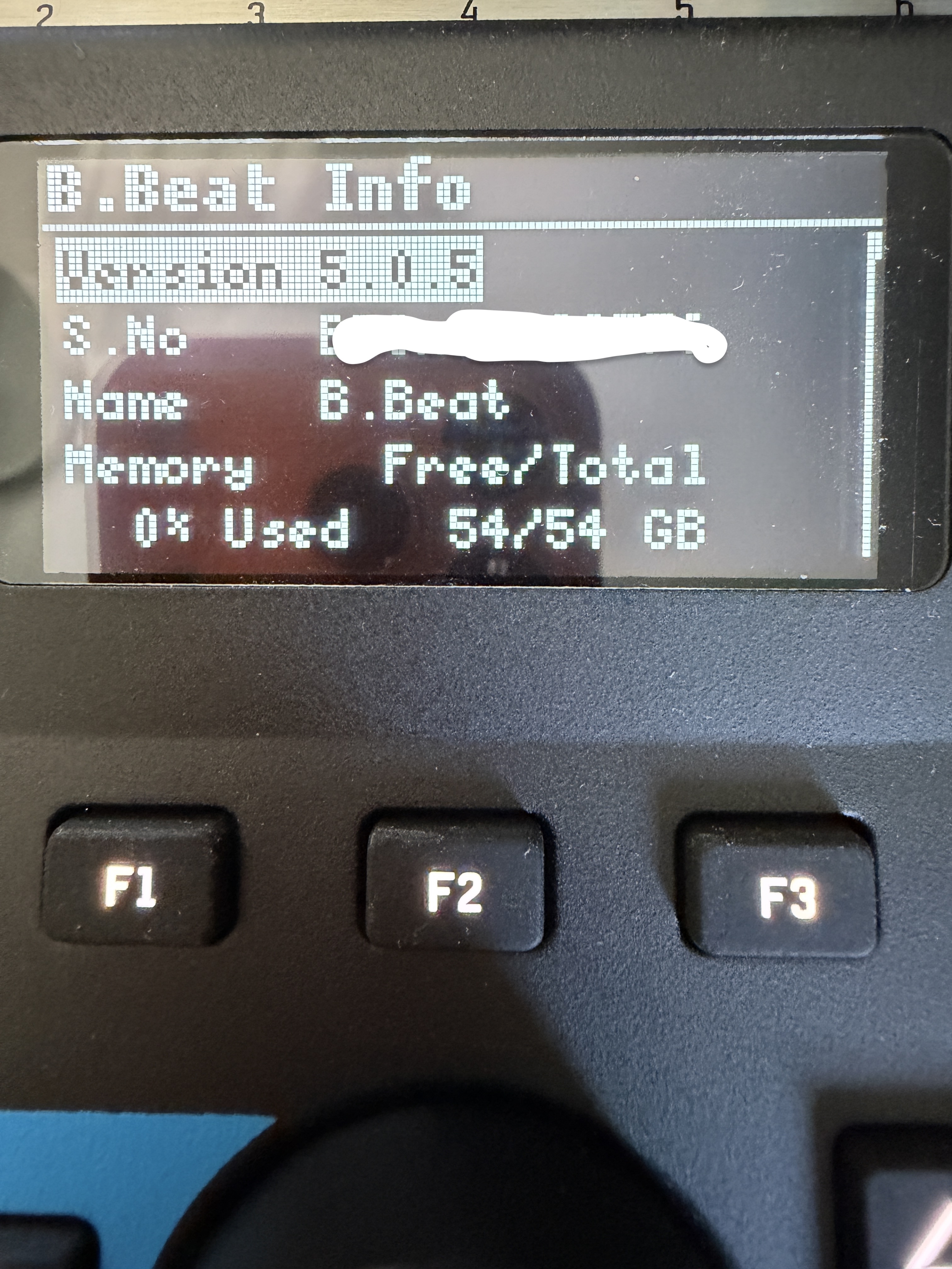 B.Beat 64GO + dongle Wifi
