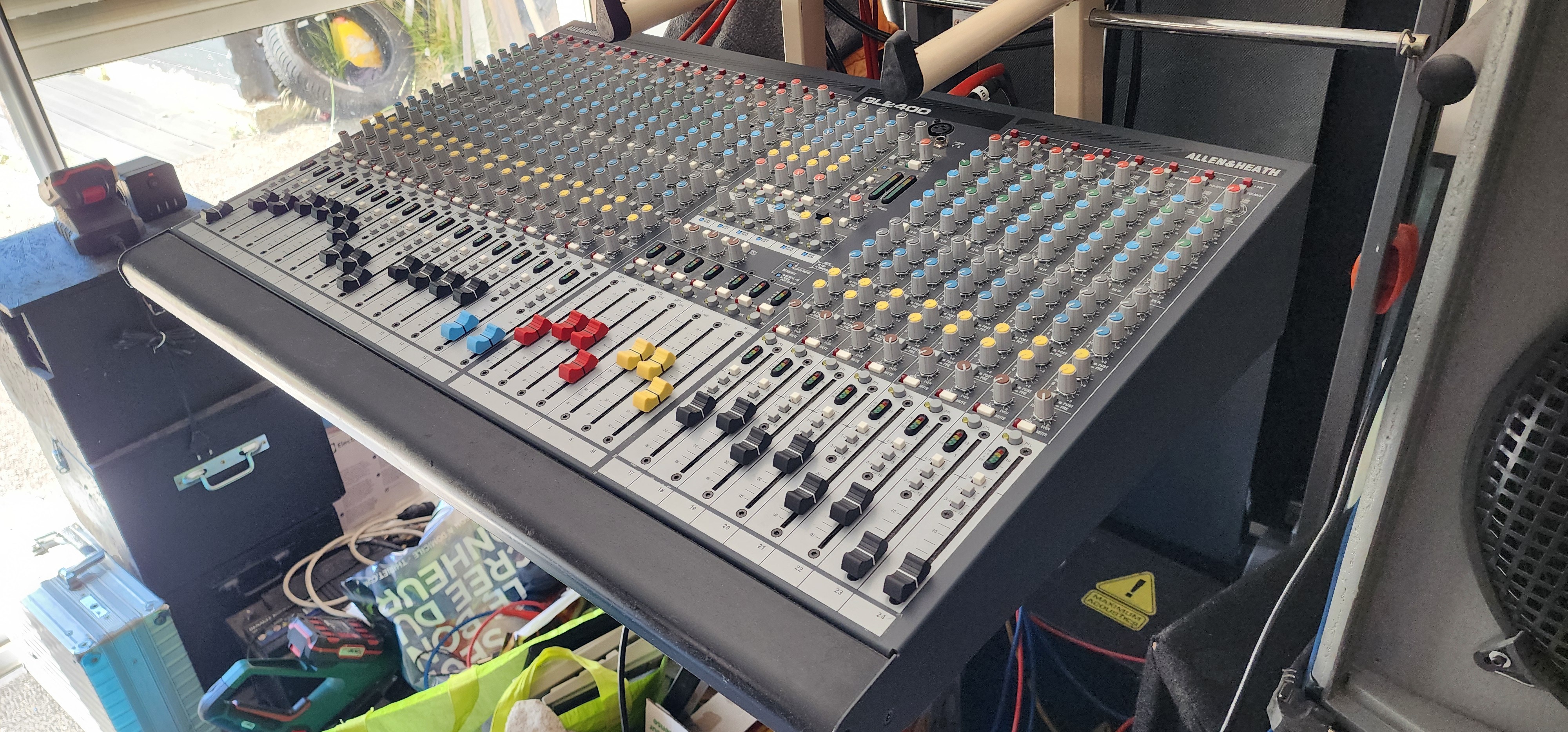 Allen & Heath GL2400-24 (82596)
