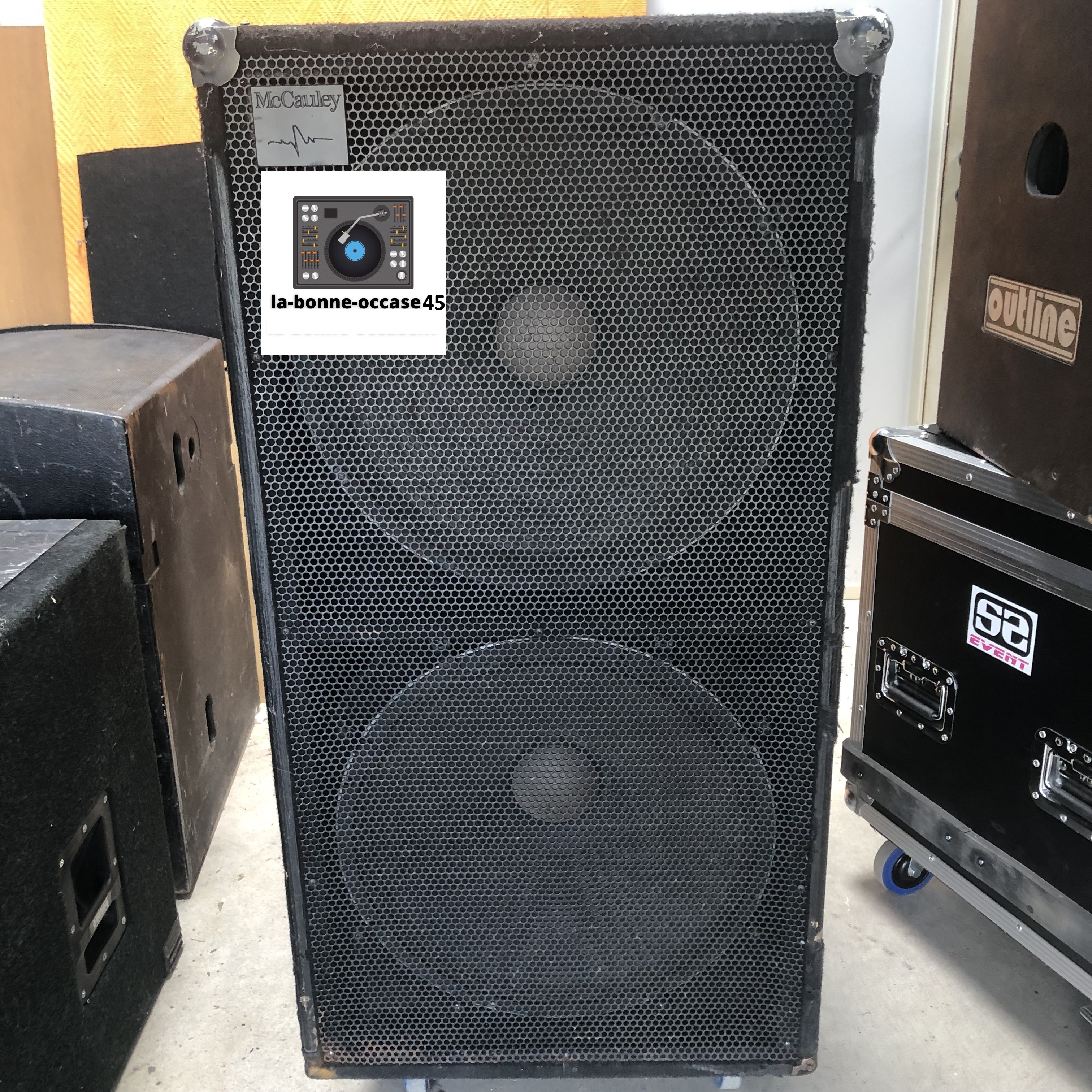 Vend caisson de basse SA 218B Mc Cauley