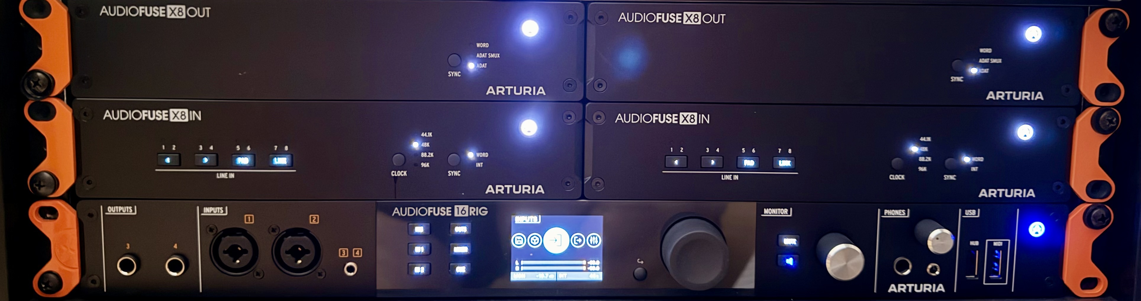 Audiofuse 16 Rig + 2 x X8 IN + 2 x X8 OUT + câblage Adat + Word clock 