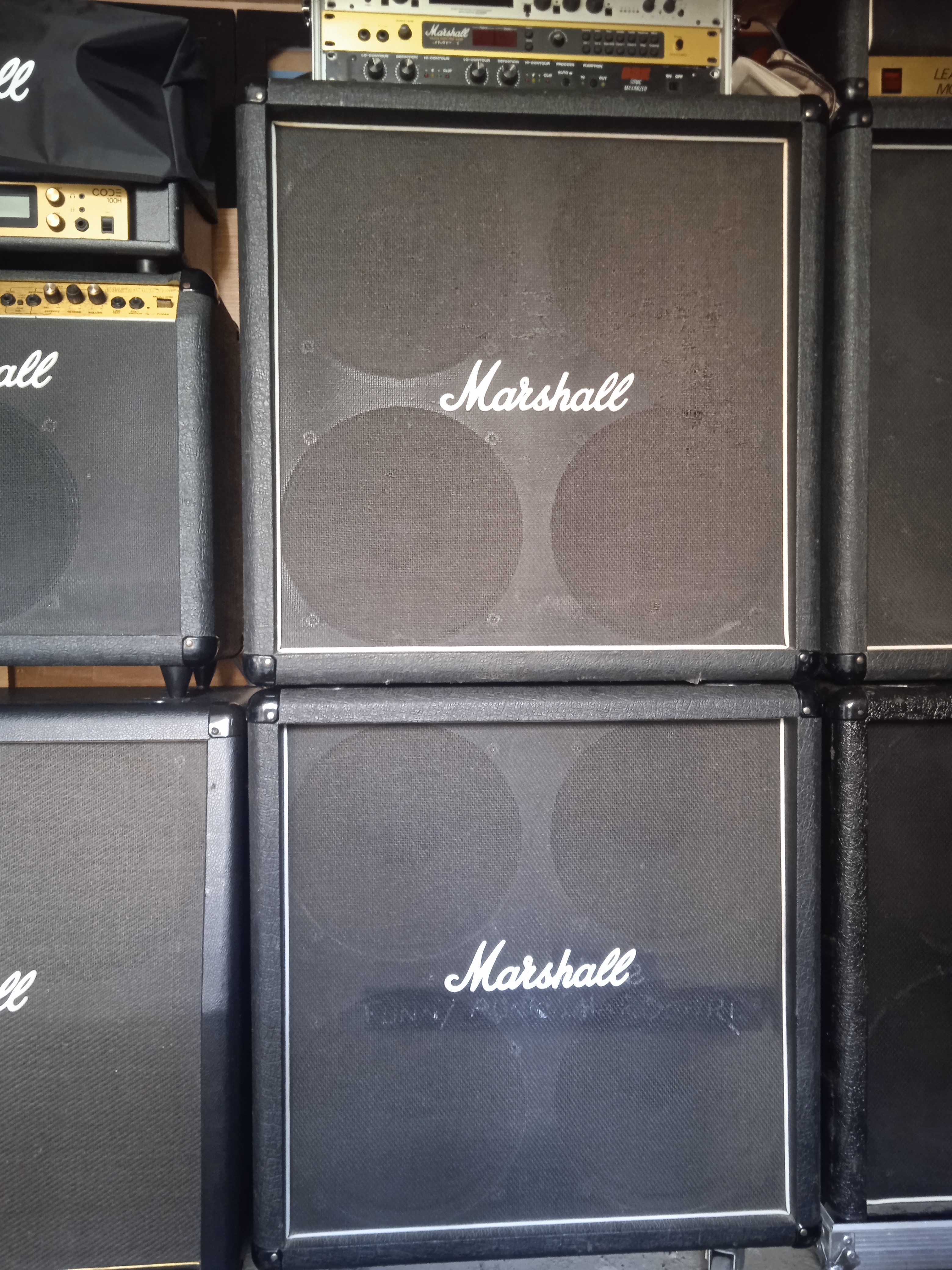 Marshall 8412