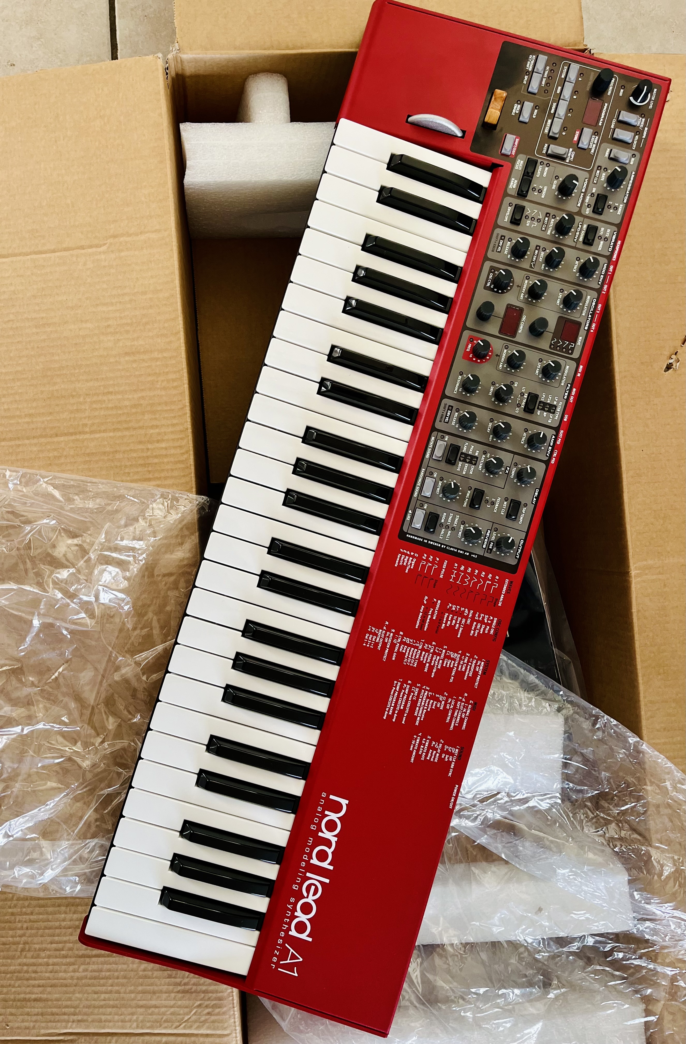 Vends Nordlead A1 comme neuf 