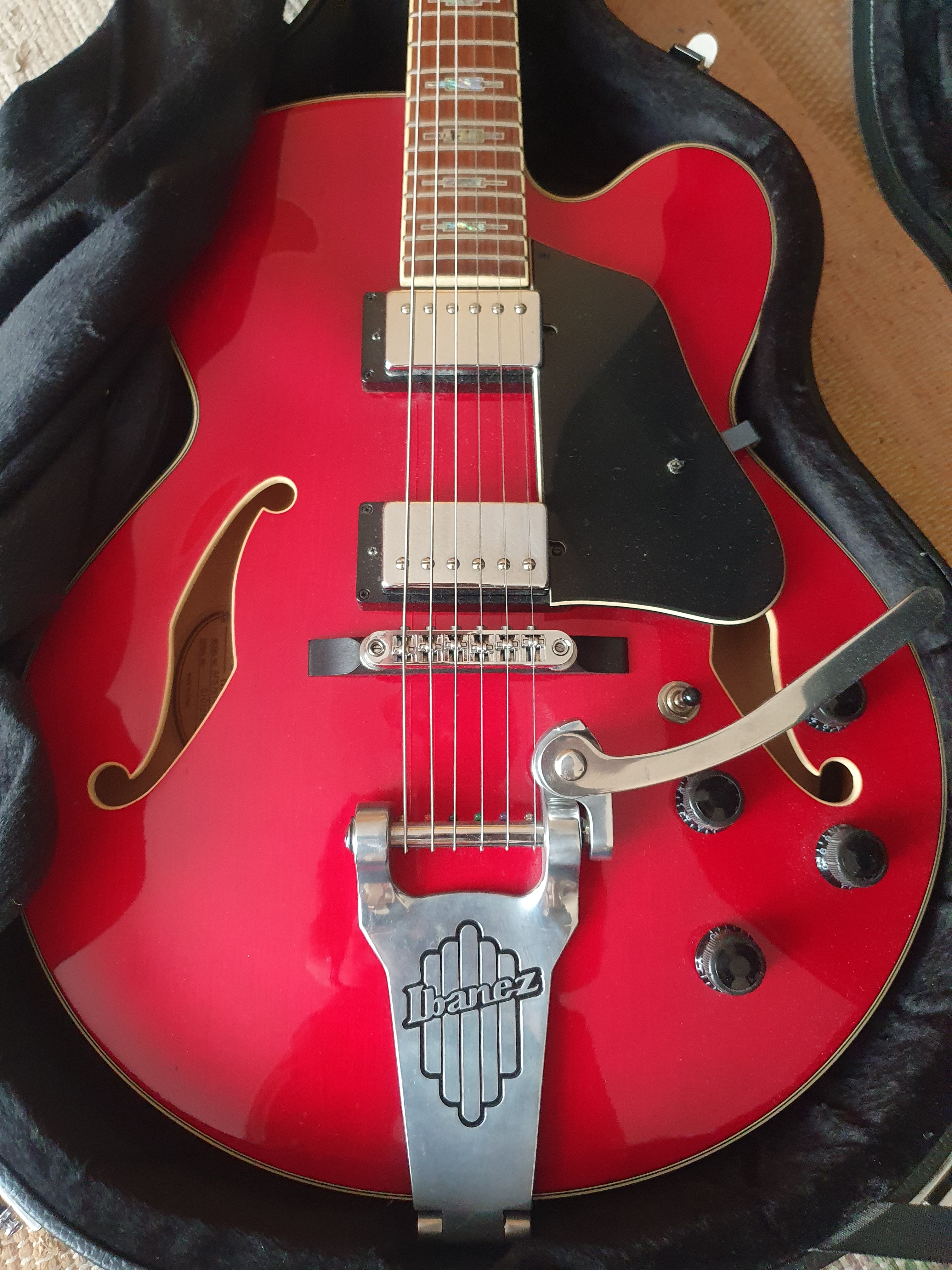 Ibanez AFS75-TRD
