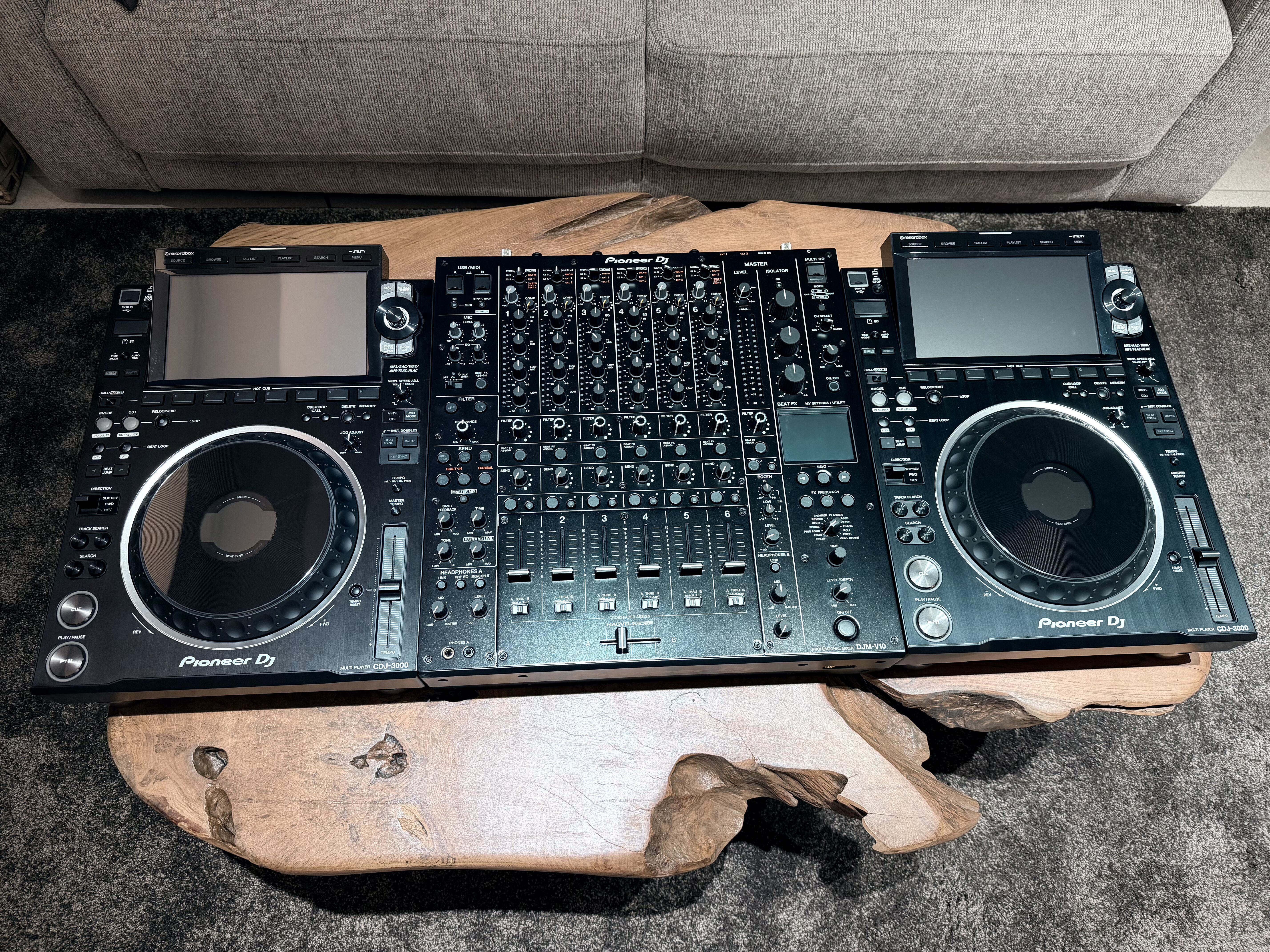 Vends set complet CDJ 3000 + DJM V10