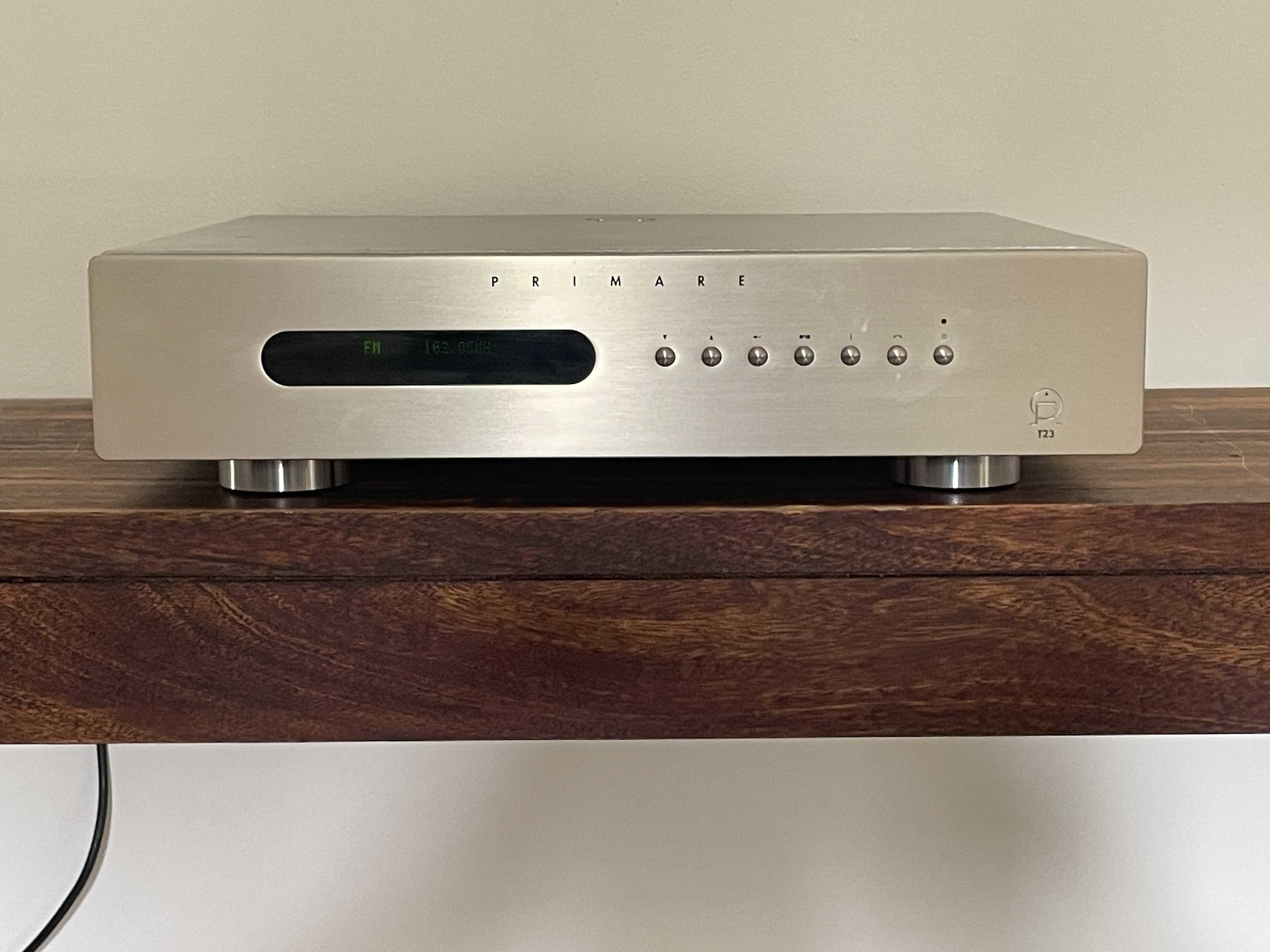 vend Tuner PRIMARE DAB/FM T23 - Etat neuf