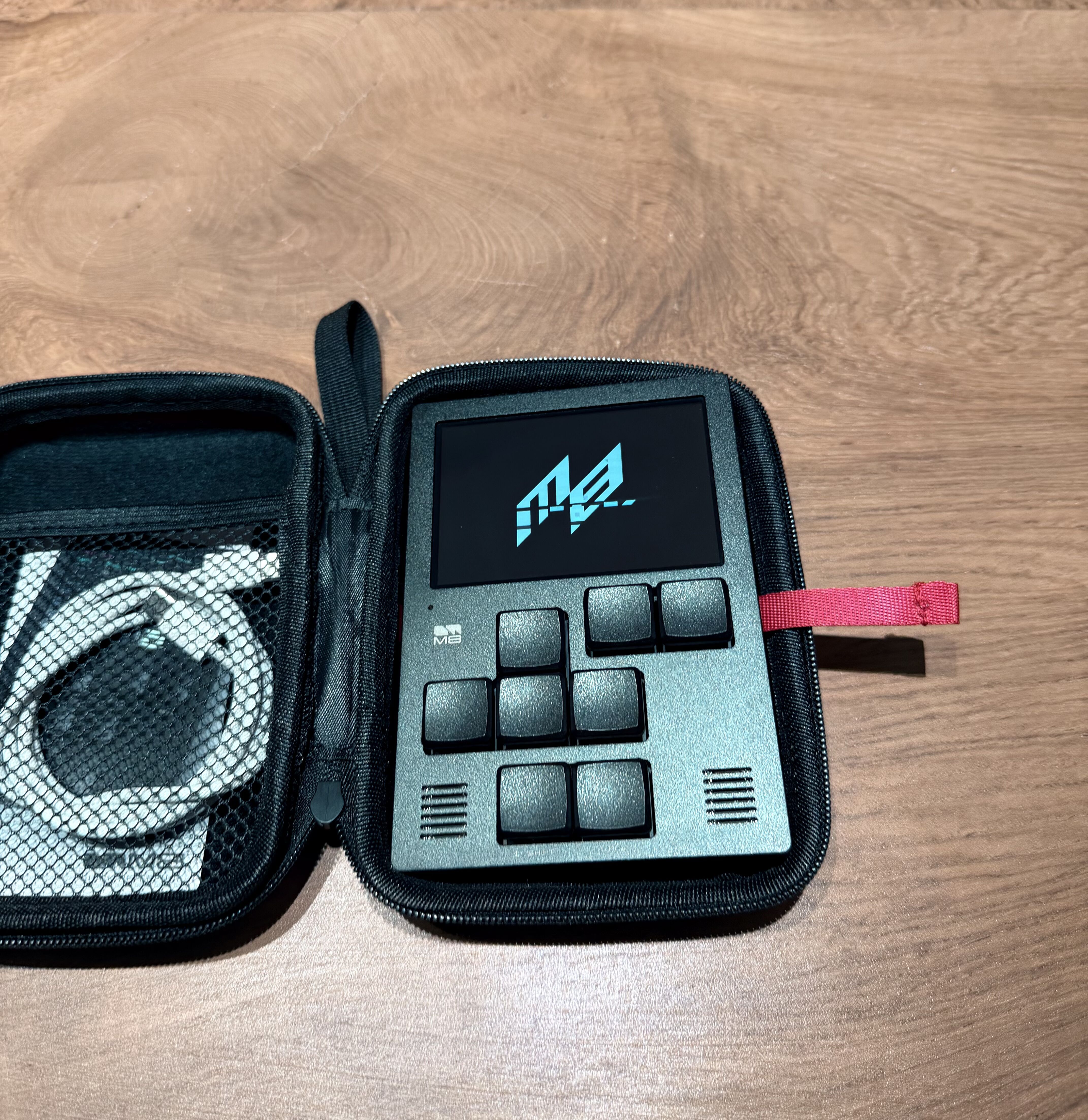 Dirtywave M8 Tracker Model:02 (81627)