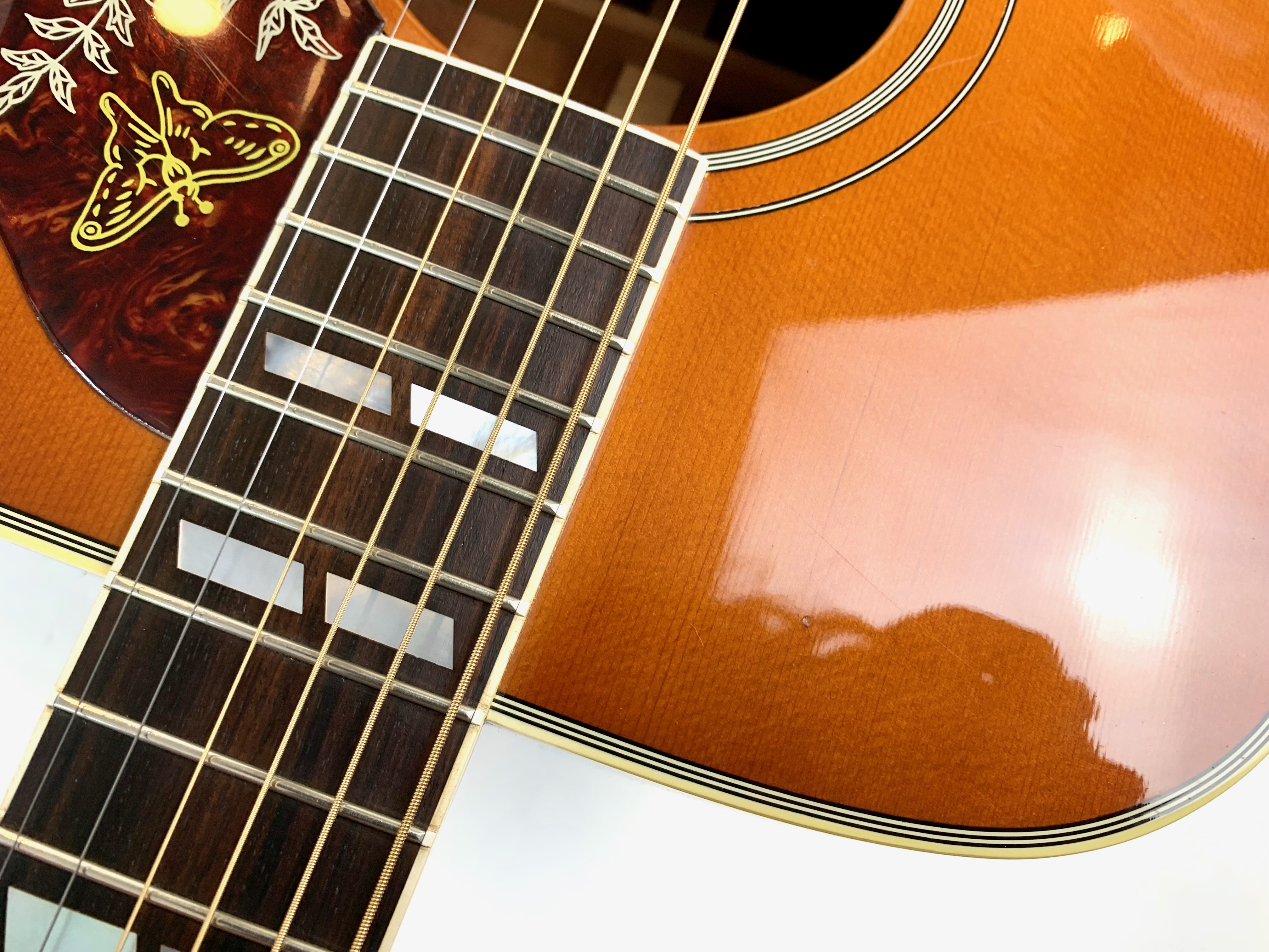 Gibson Hummingbird (34297)