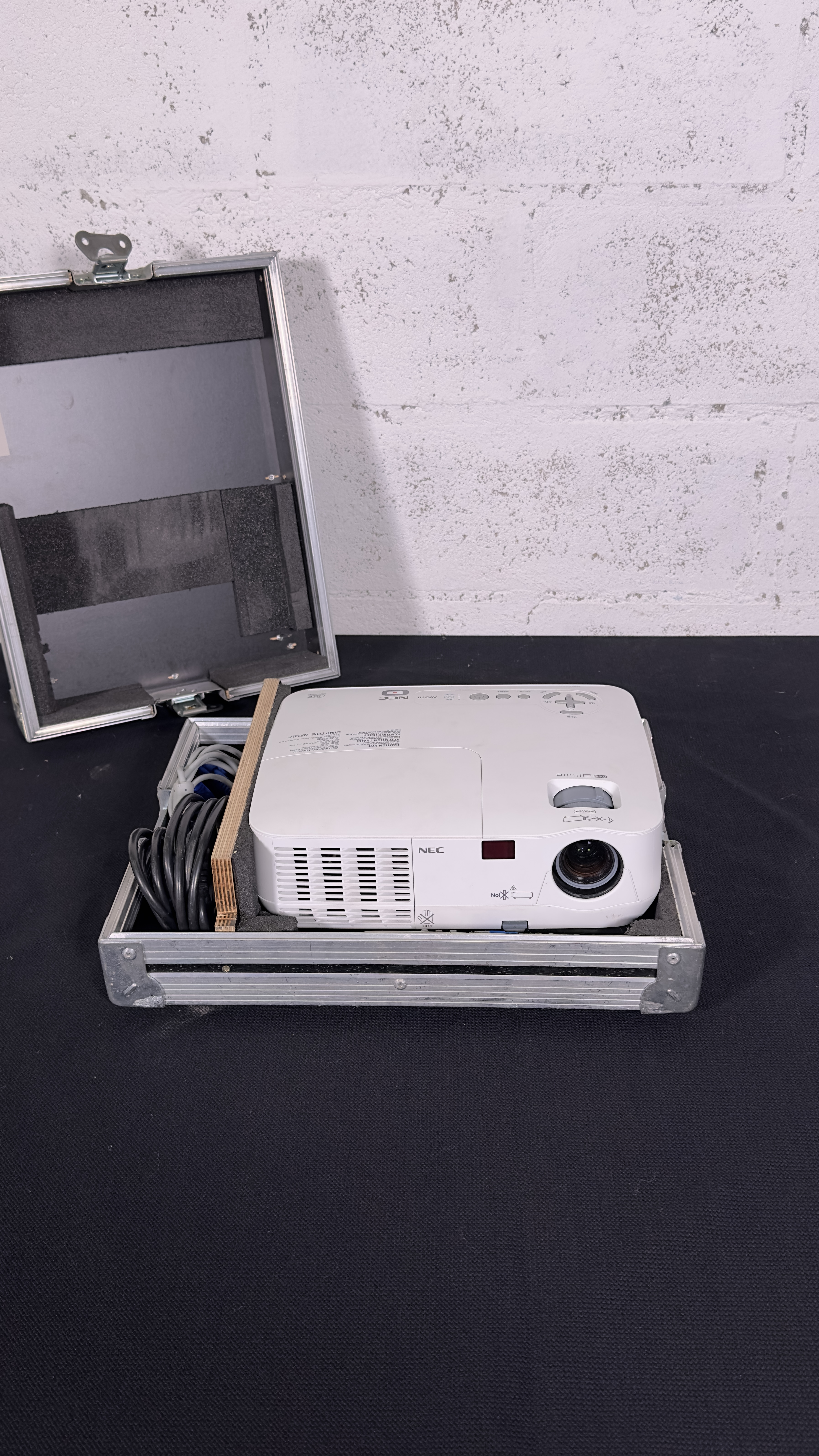 Vidéoprojecteur NEC NP210