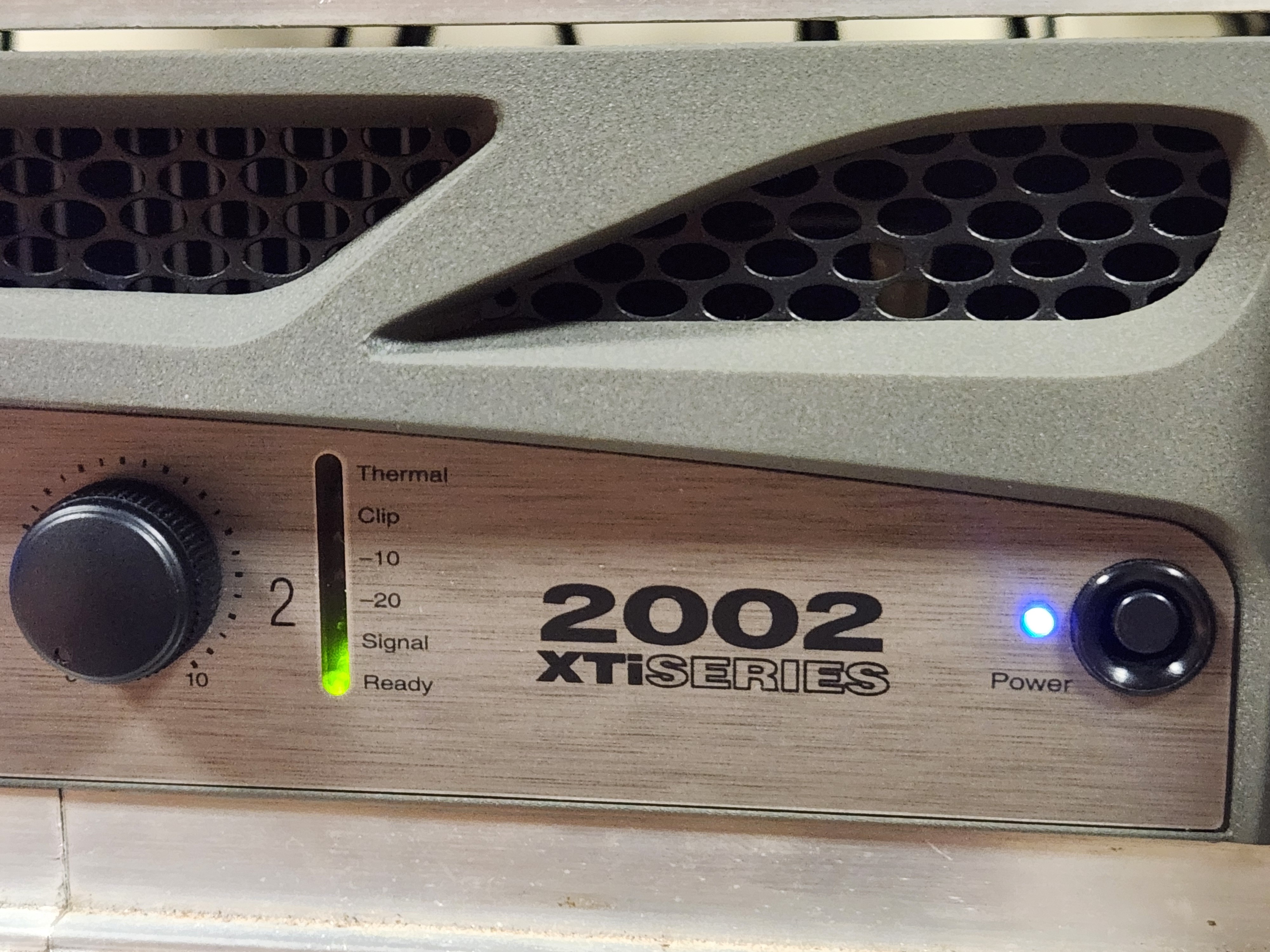 Crown XTi 2002 (66030)
