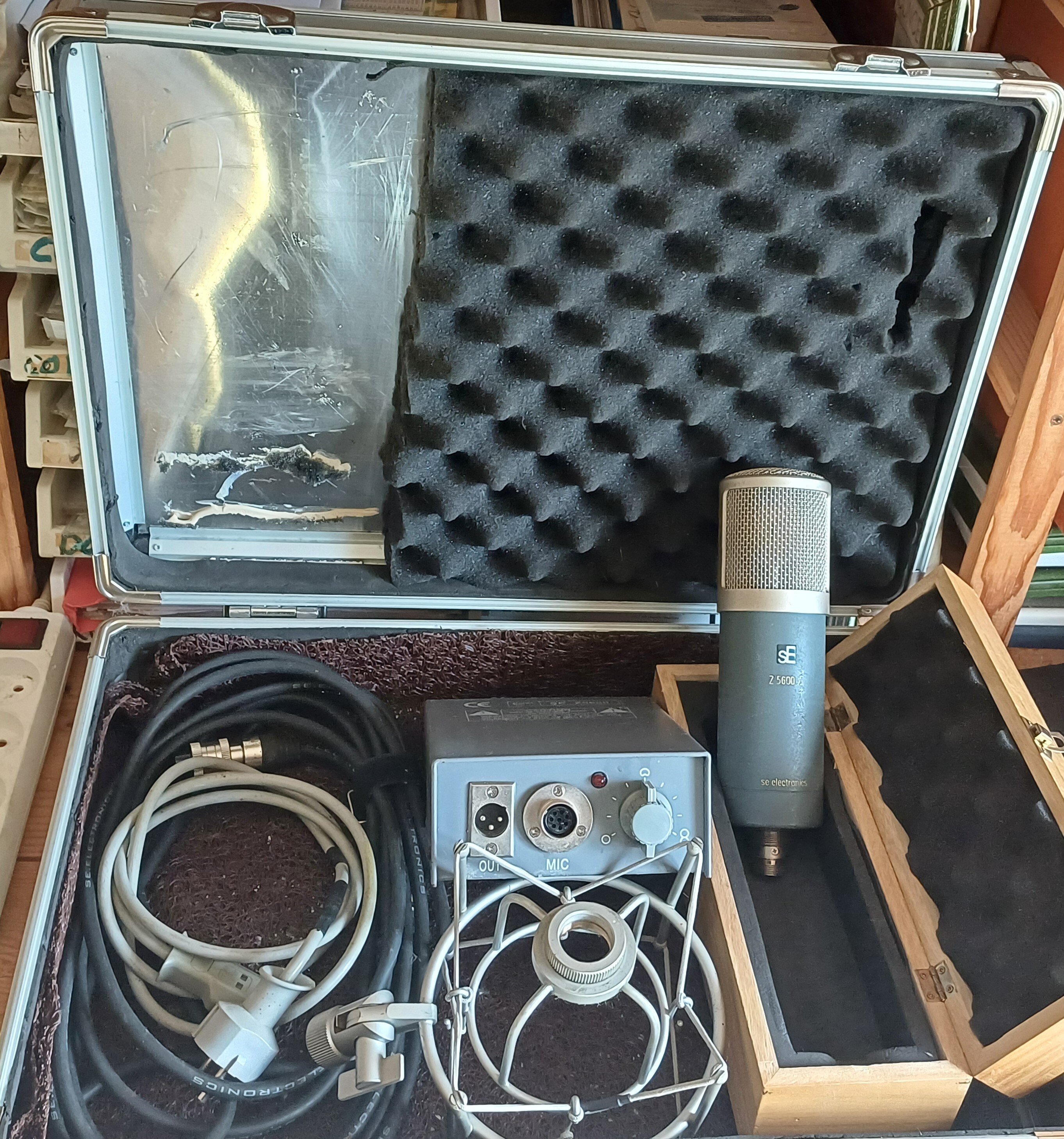 MIC 1 SE Z5600 A  1