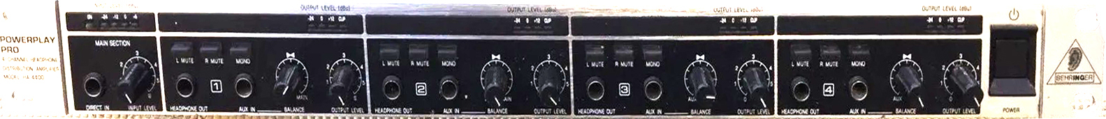C Behringer Pow play HA 4400