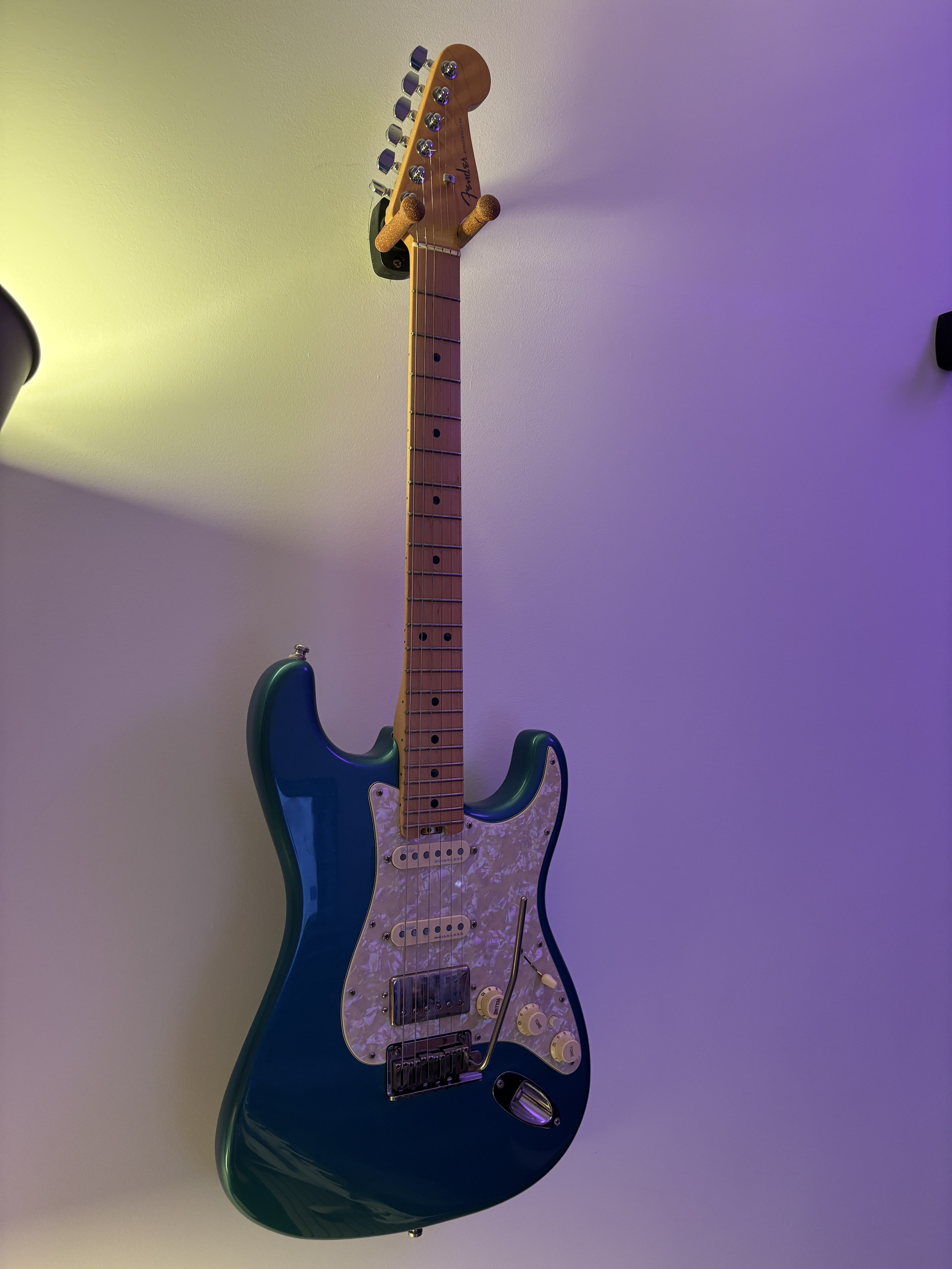 Fender Stratocaster Elite Shawbucker Turquoise Blue