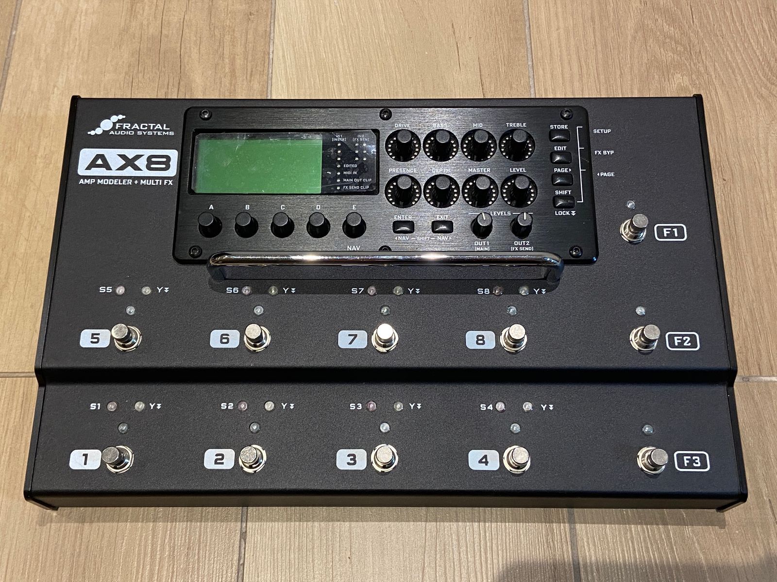 AX8 —Envoi Inclus—