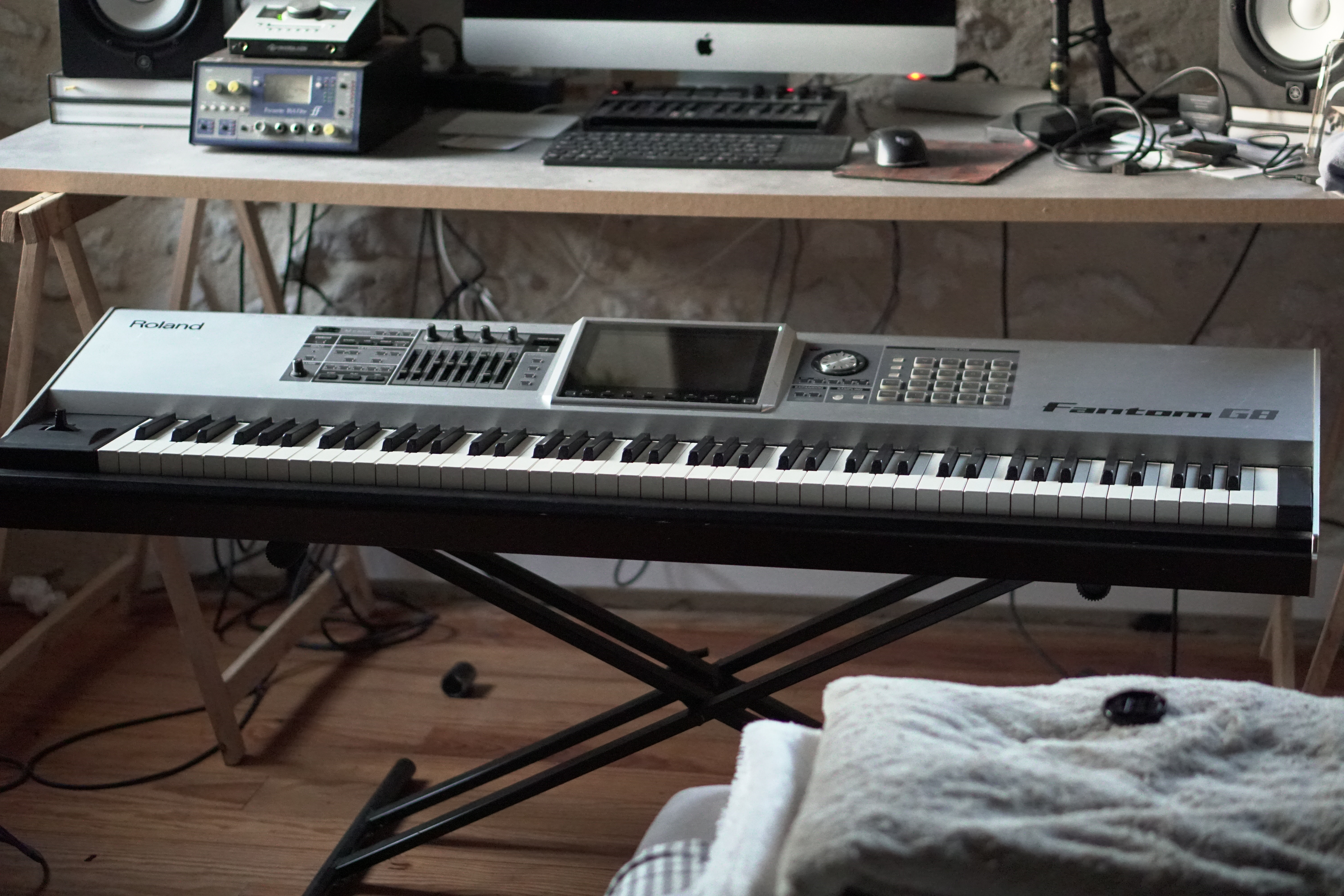 Synthètiseur Roland Fantom G8