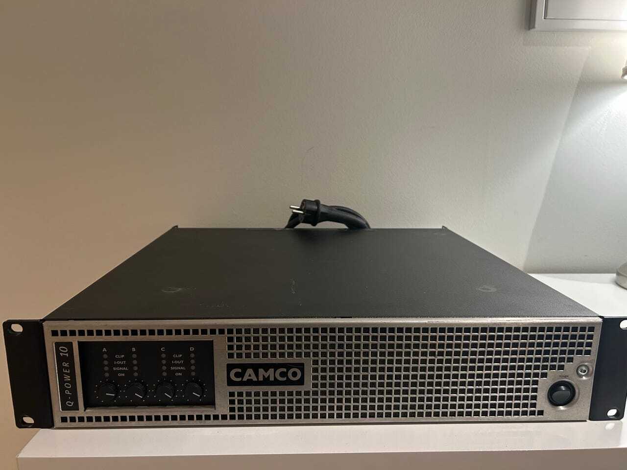 Amplificateur de puissance professionnel 4 canaux Camco Q-Power 10 en excellent état