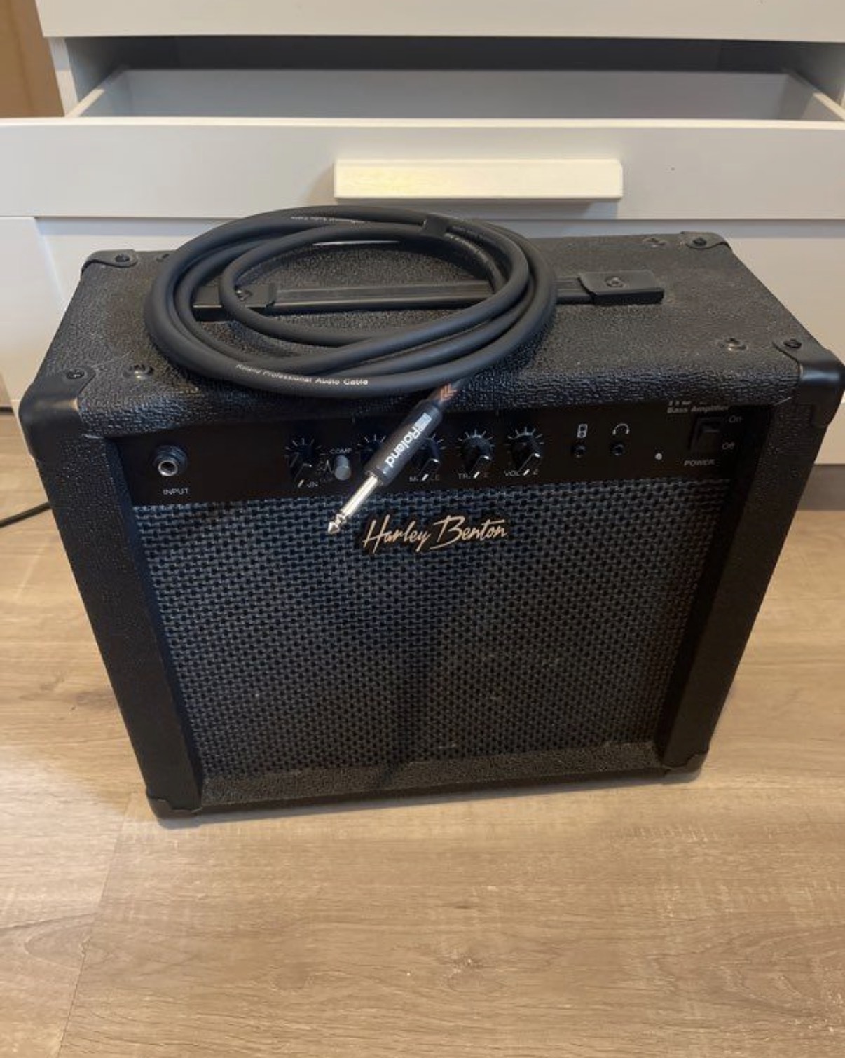 Vends ampli de basse Harley Benton