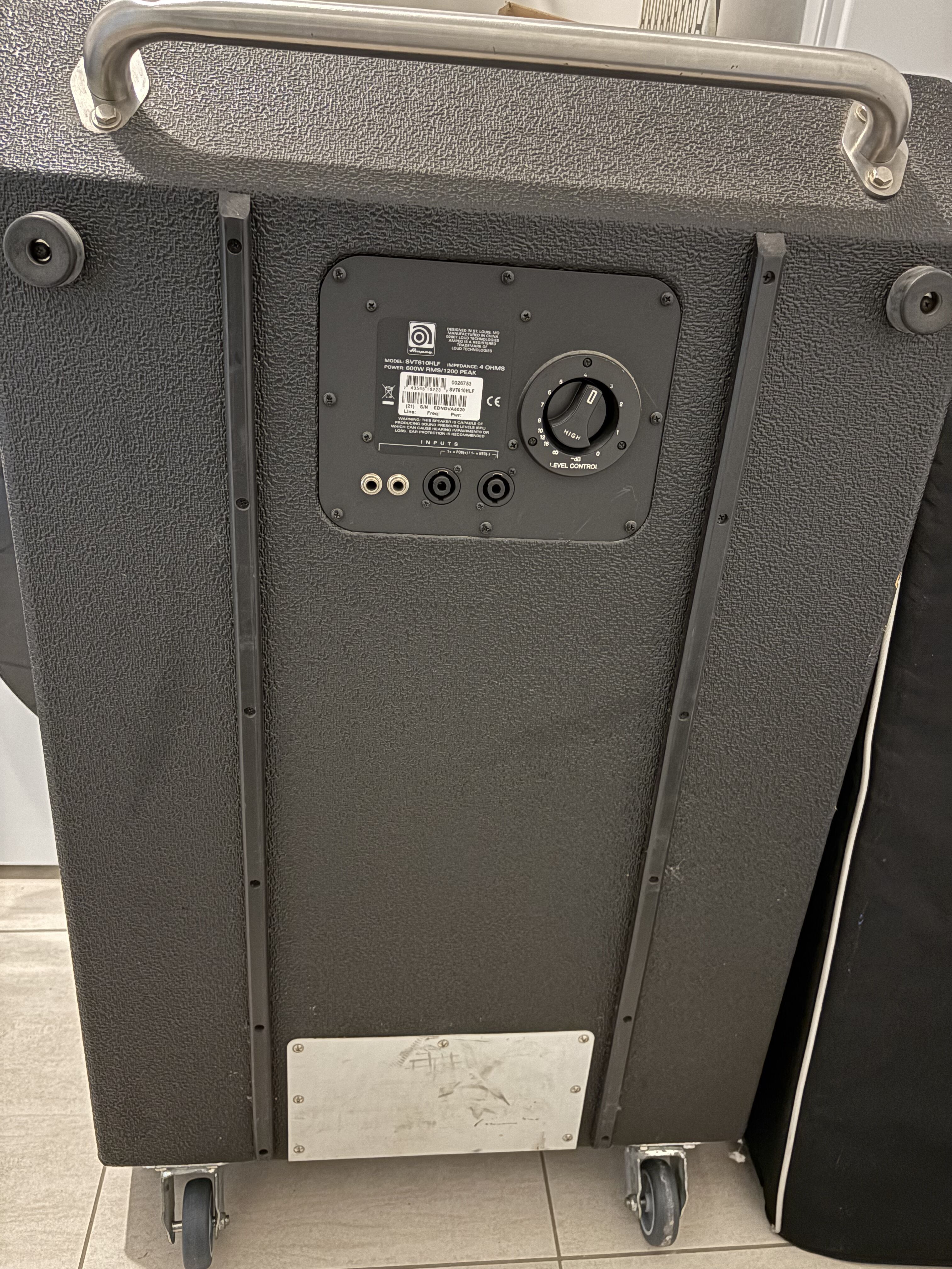 Ampeg SVT-610HLF (13401)