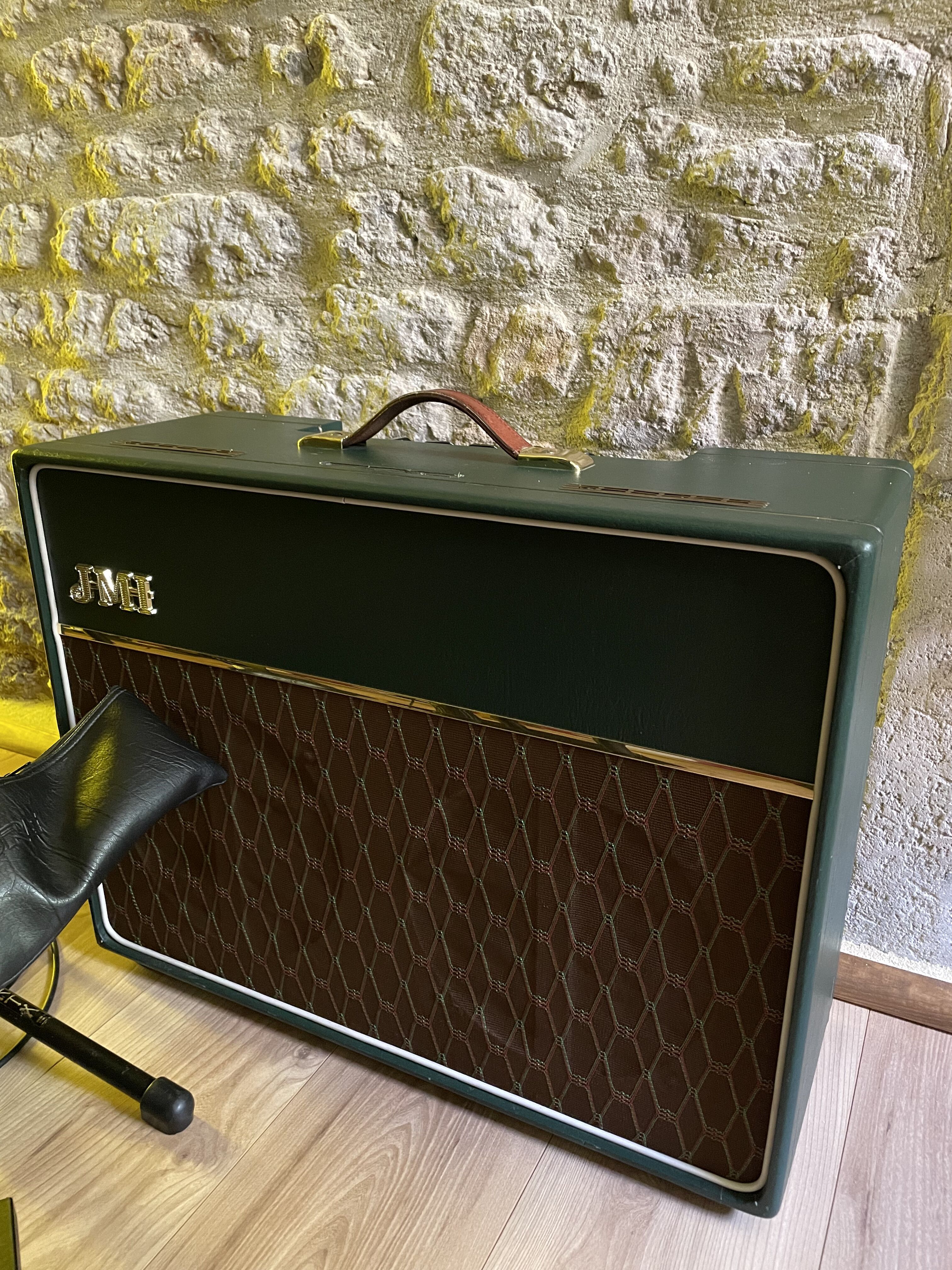 JMI AC 10
