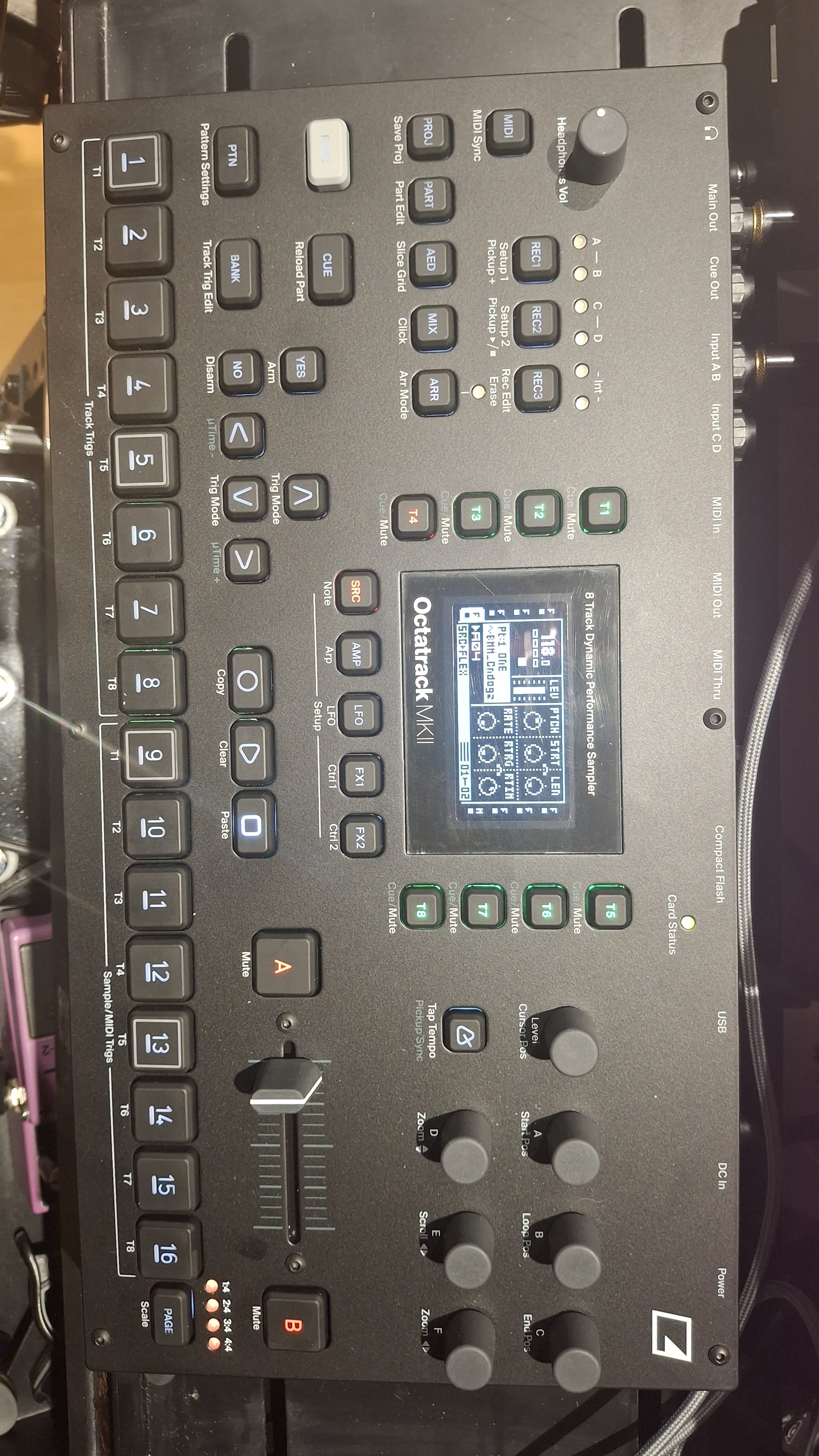 Vends Octatrack comme neuf