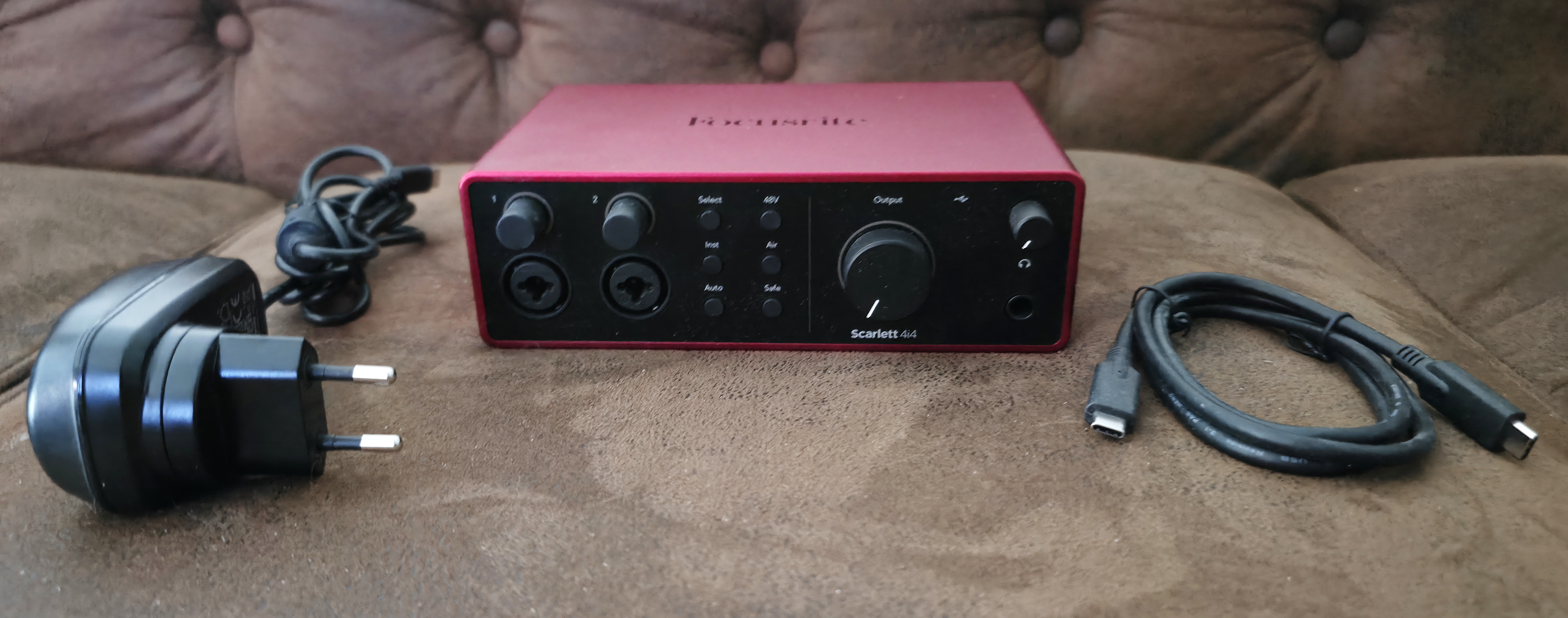 Interface Focusrite Scarlett 4i4 G4