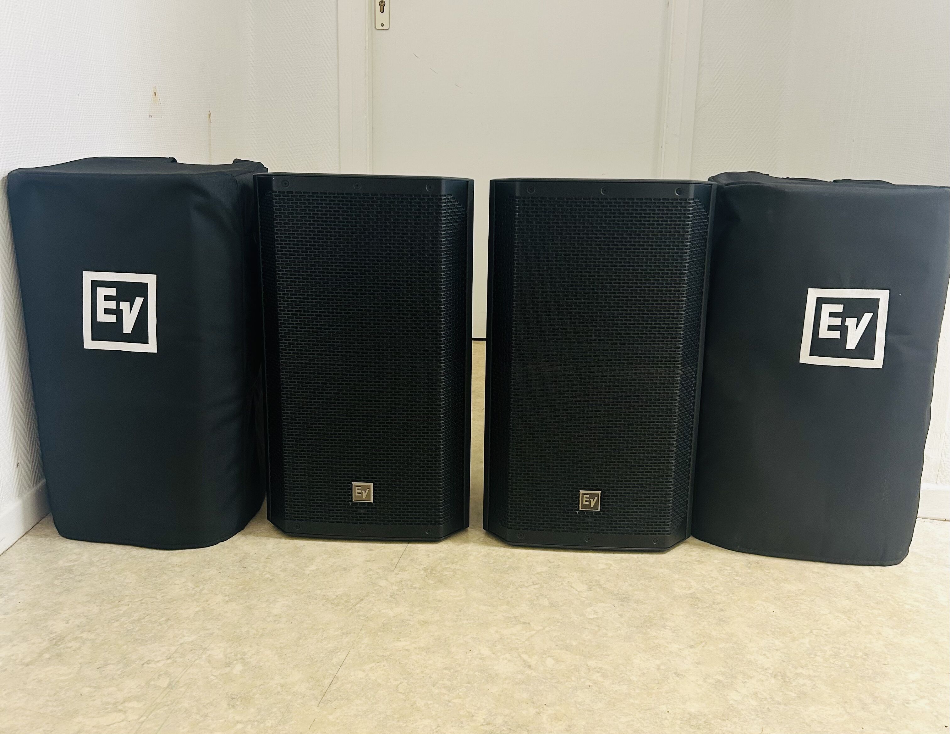 Enceintes electro-voice elx200-12p avec housses, excellent état