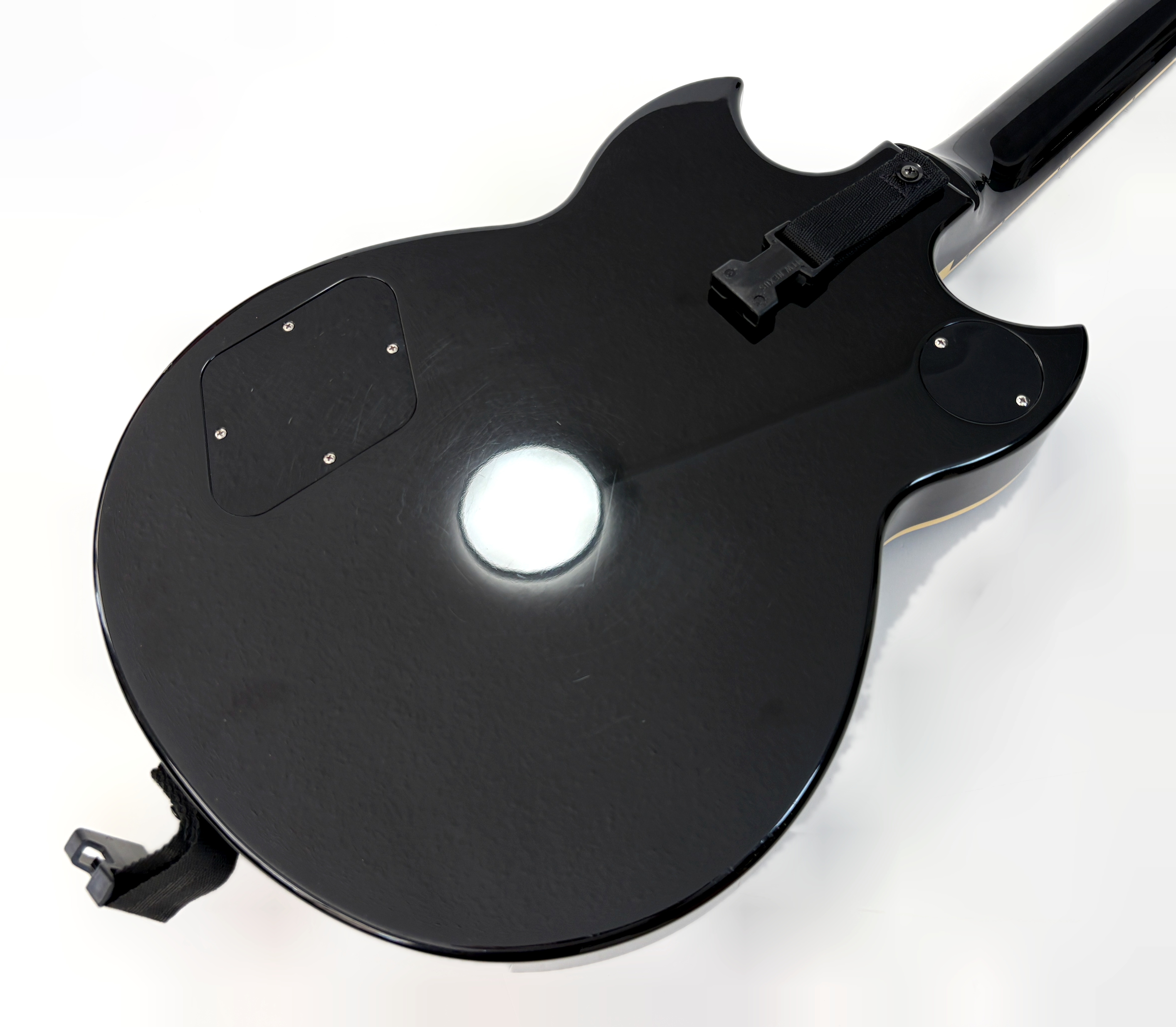 Yamaha SG1820 (2081)