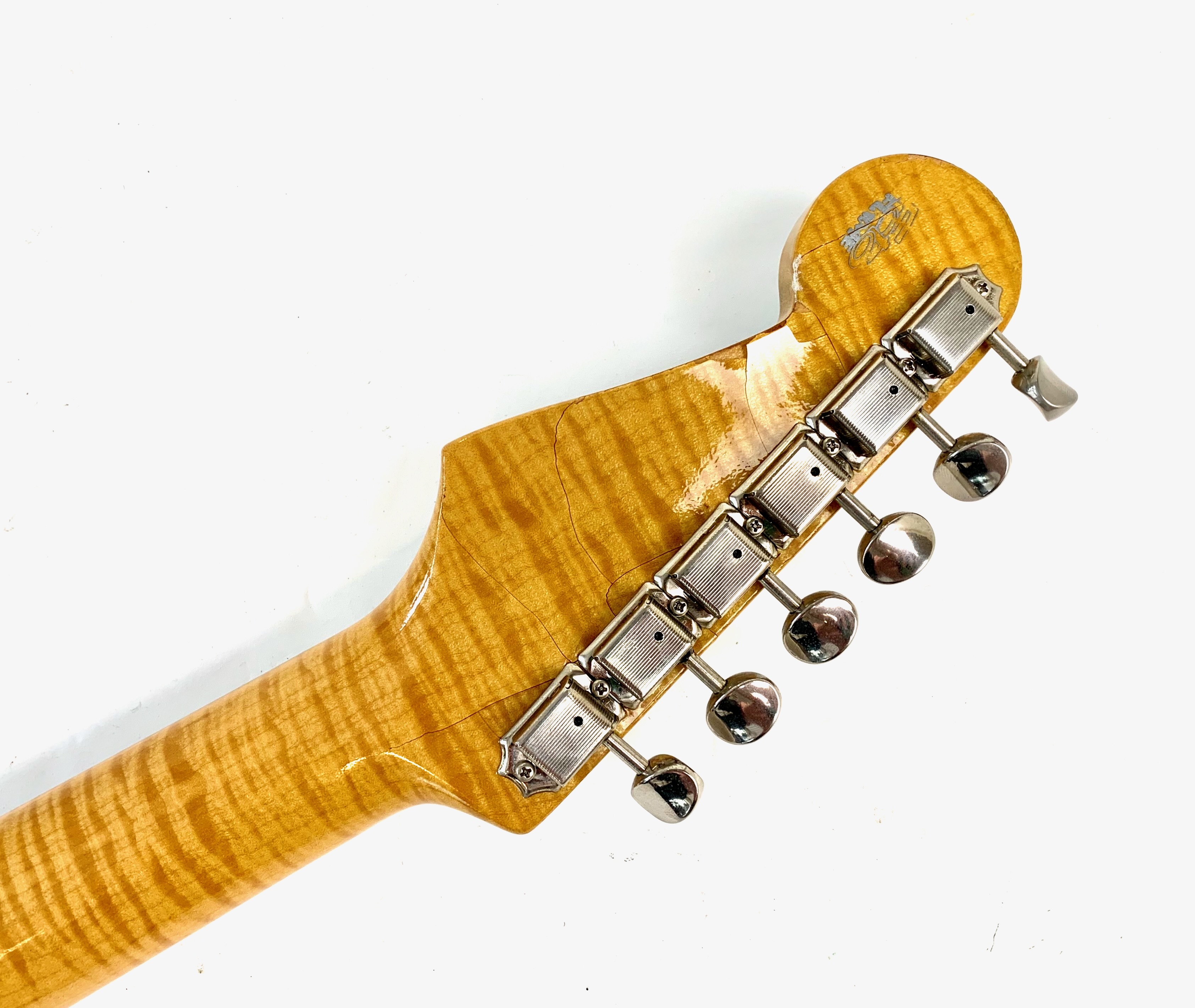 Fender ST62-xx (9527)