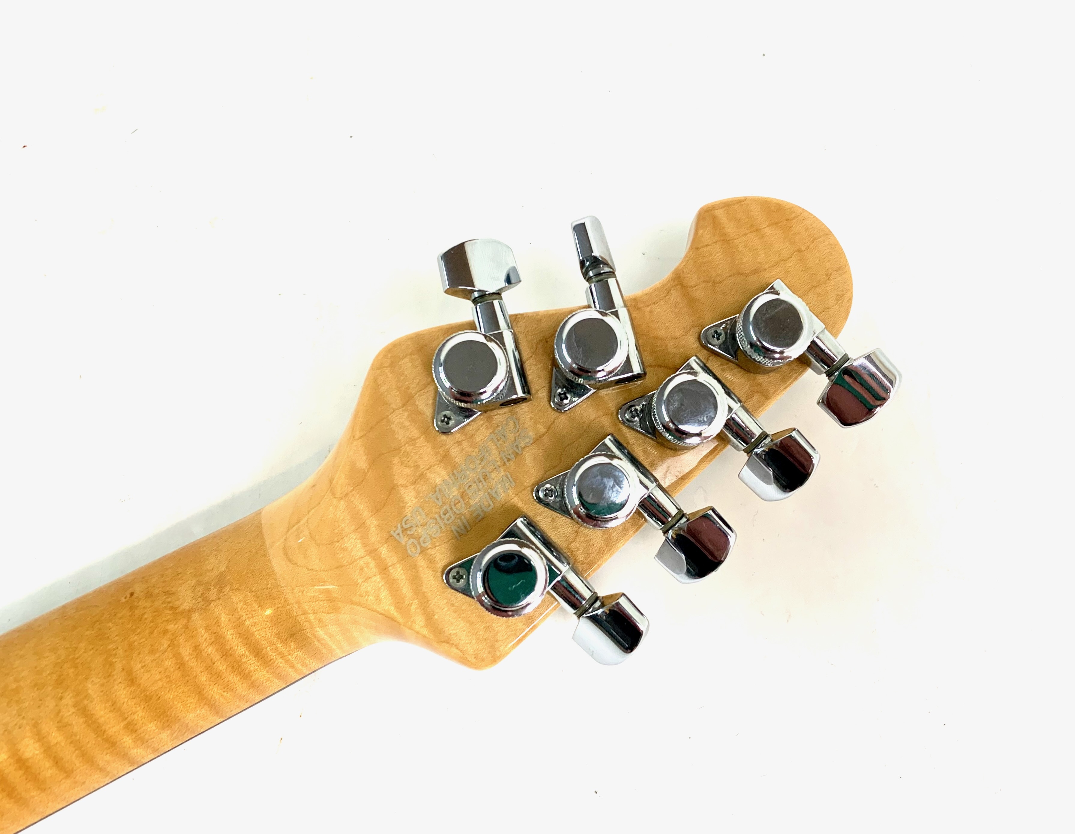Music Man Luke (Vintage Tremolo) (84292)