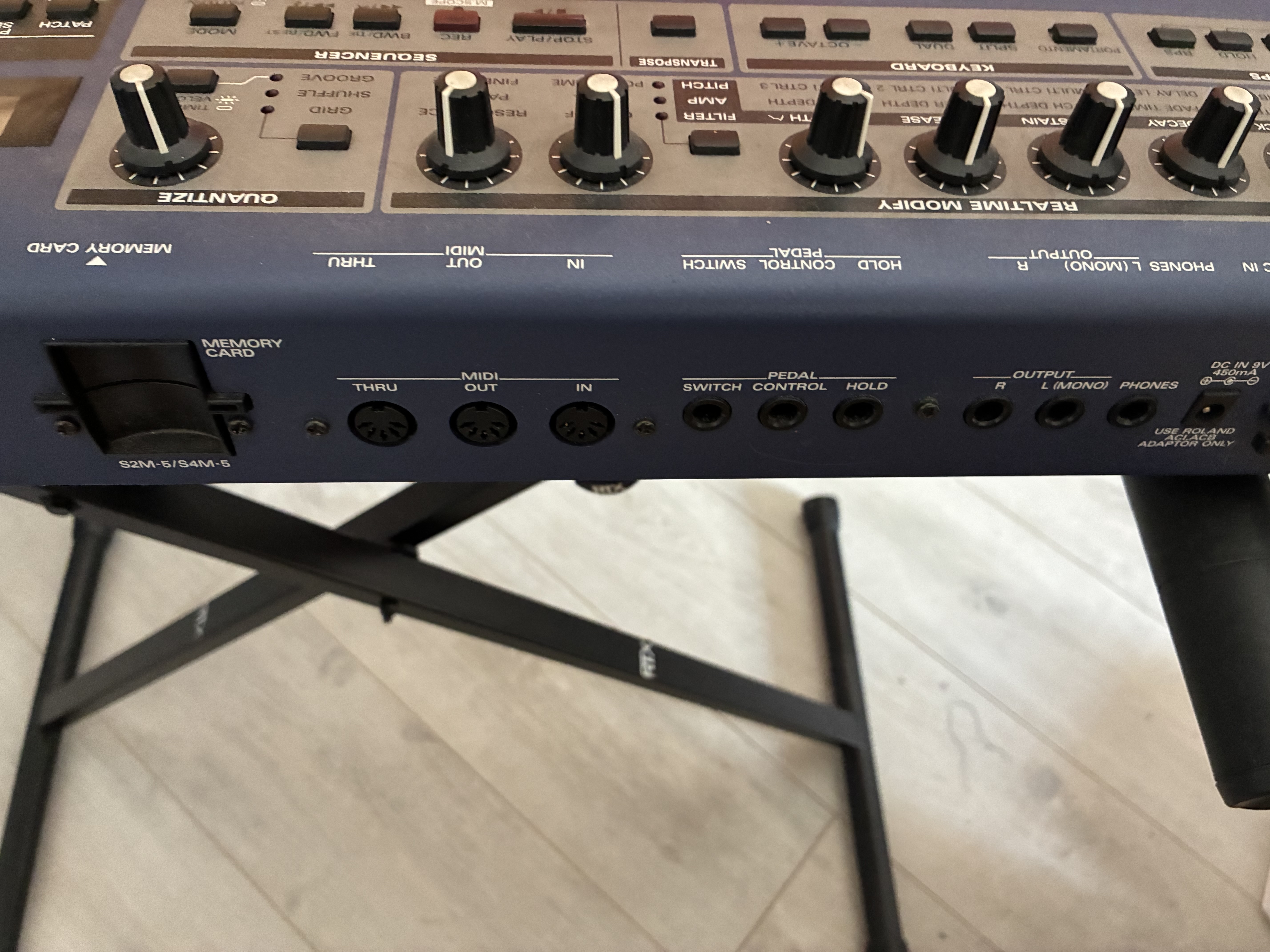 Roland JX-305 (6852)