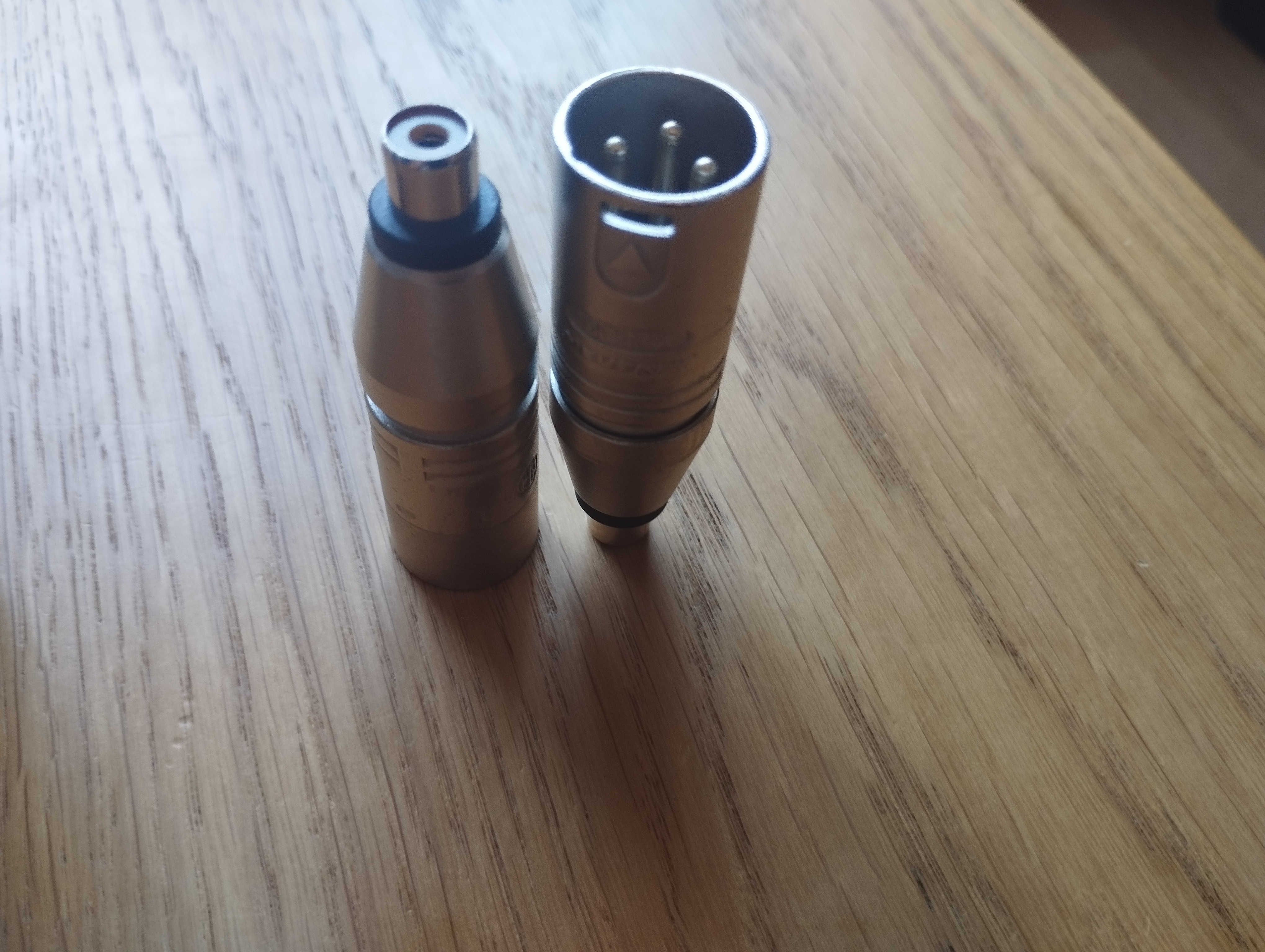 Vends adaptateur RCAf XLR m Neutrik