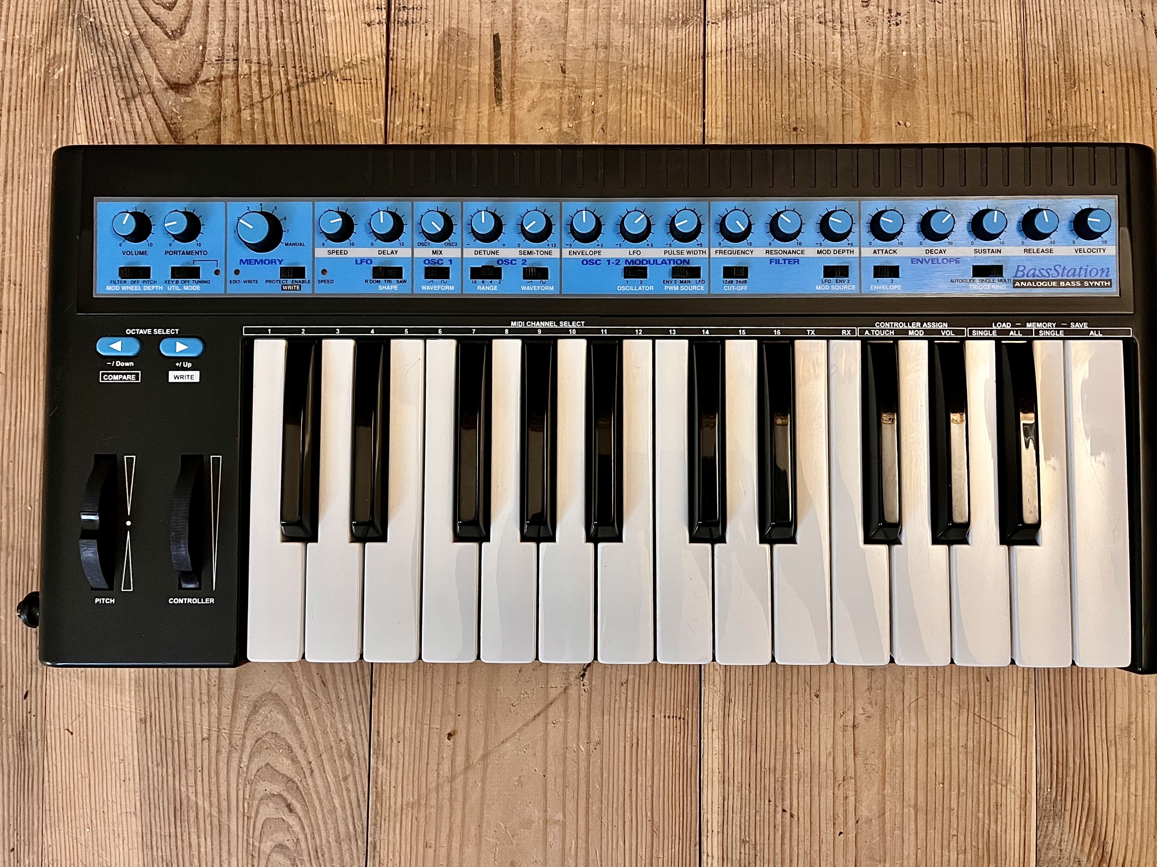 Novation BassStation (16400)